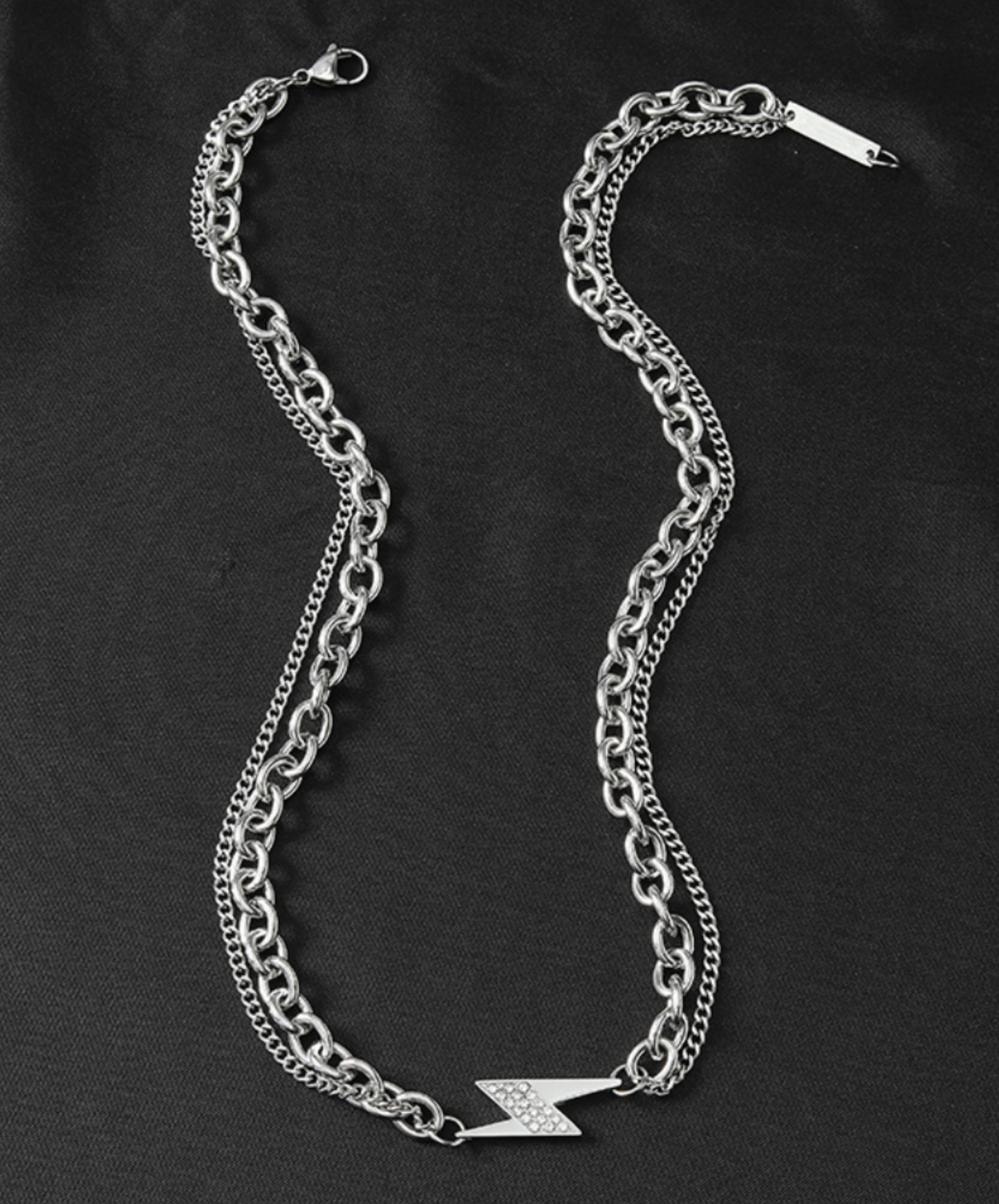 w chain lightning motif necklace EN2344