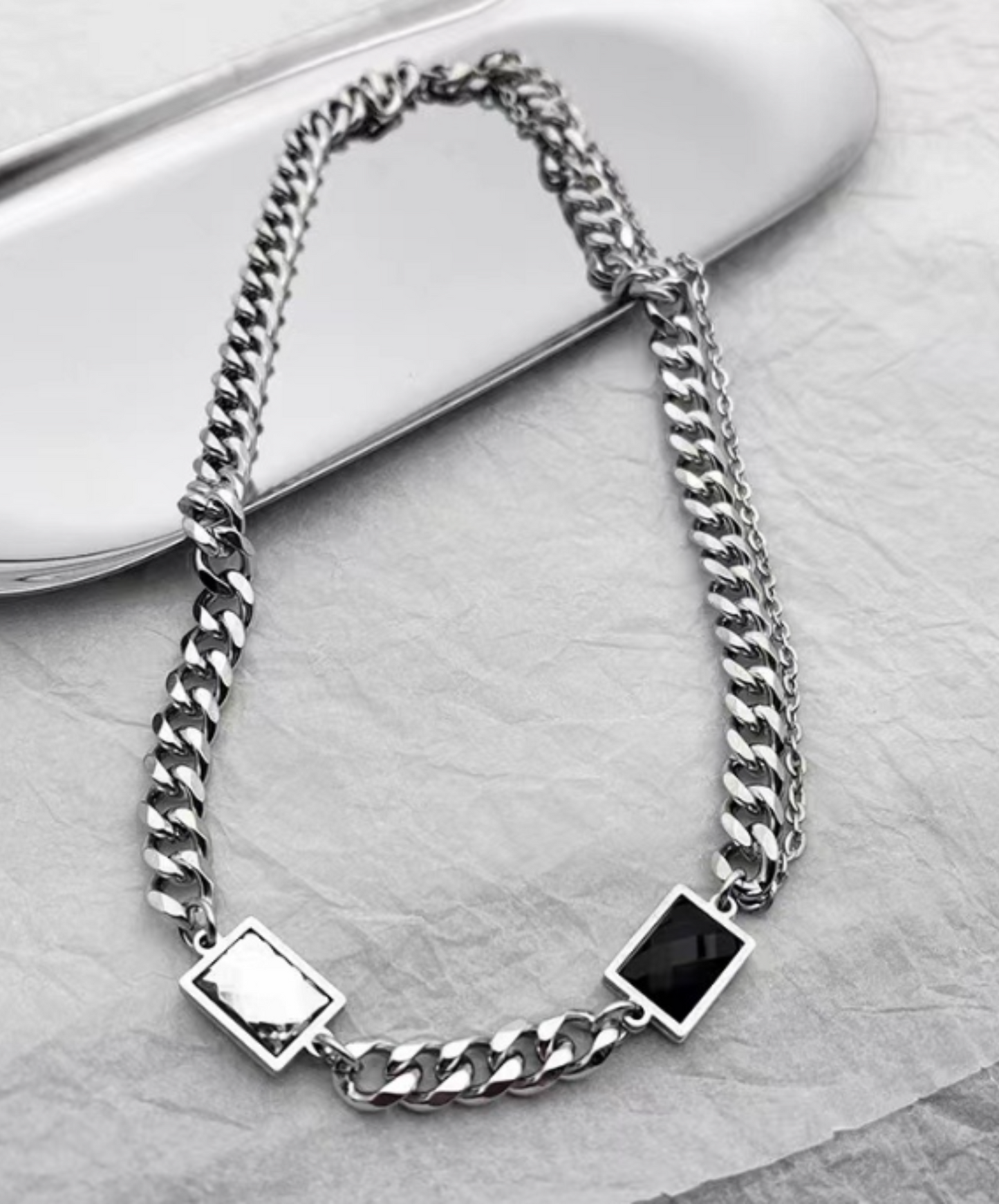 monochrome rectangular stone necklace EN1459