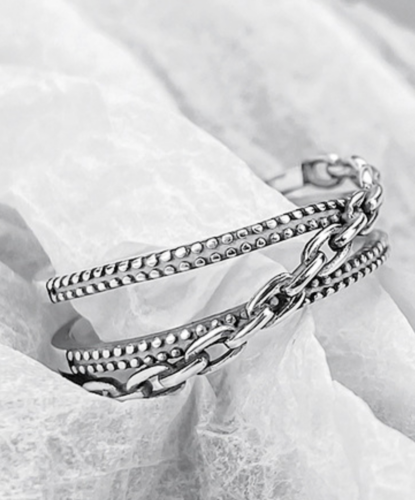 delicate chain free size ring EN2466