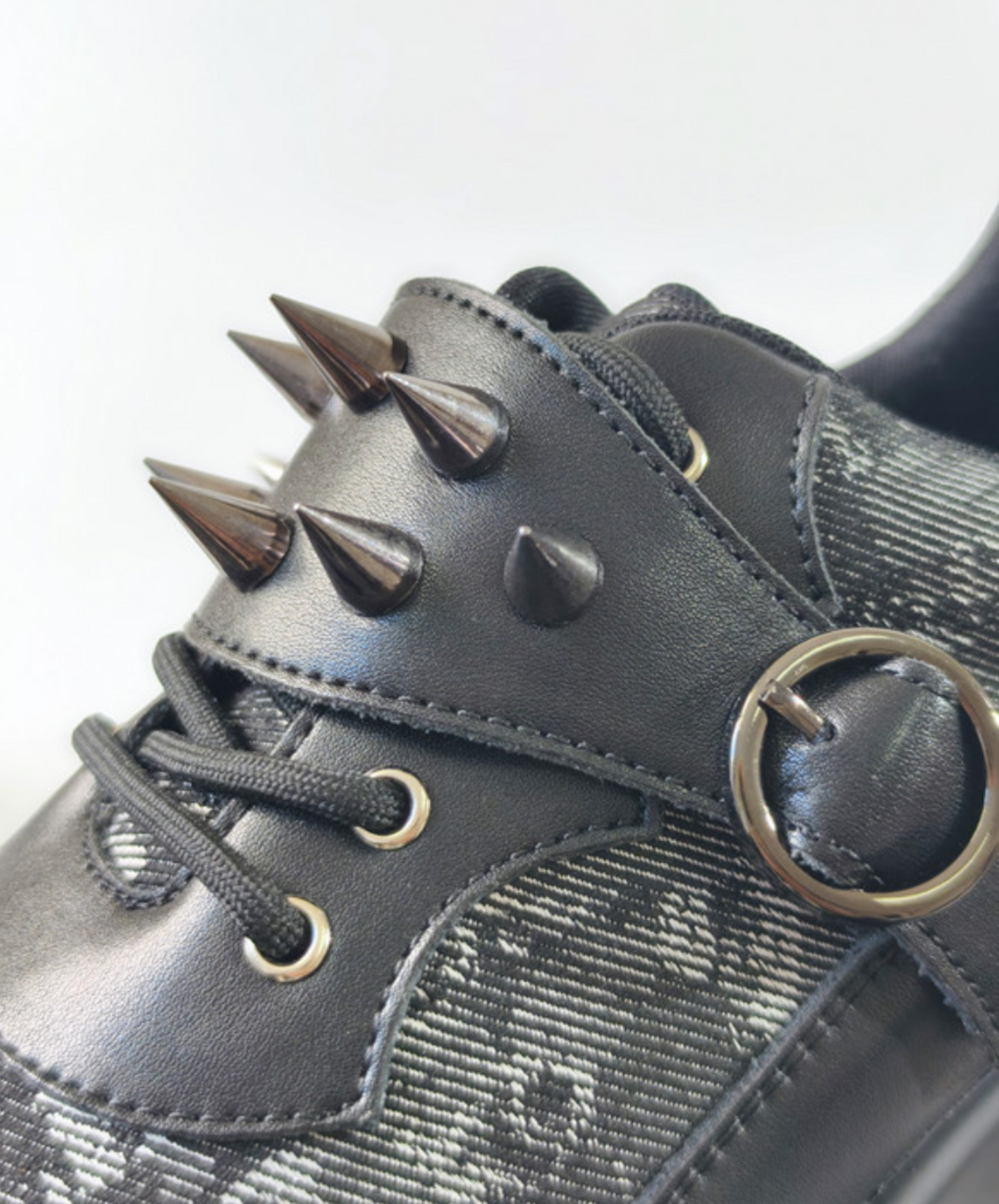 stud-decorated English letters shoes EN2197