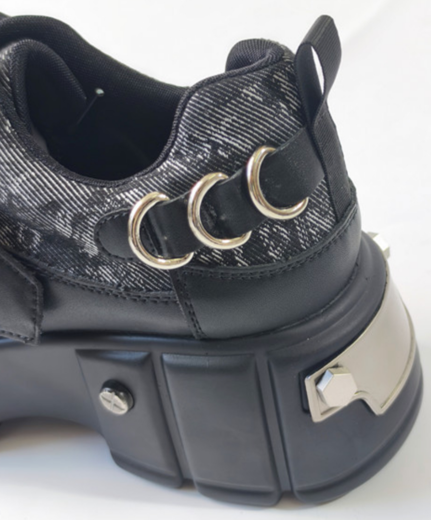 stud-decorated English letters shoes EN2197