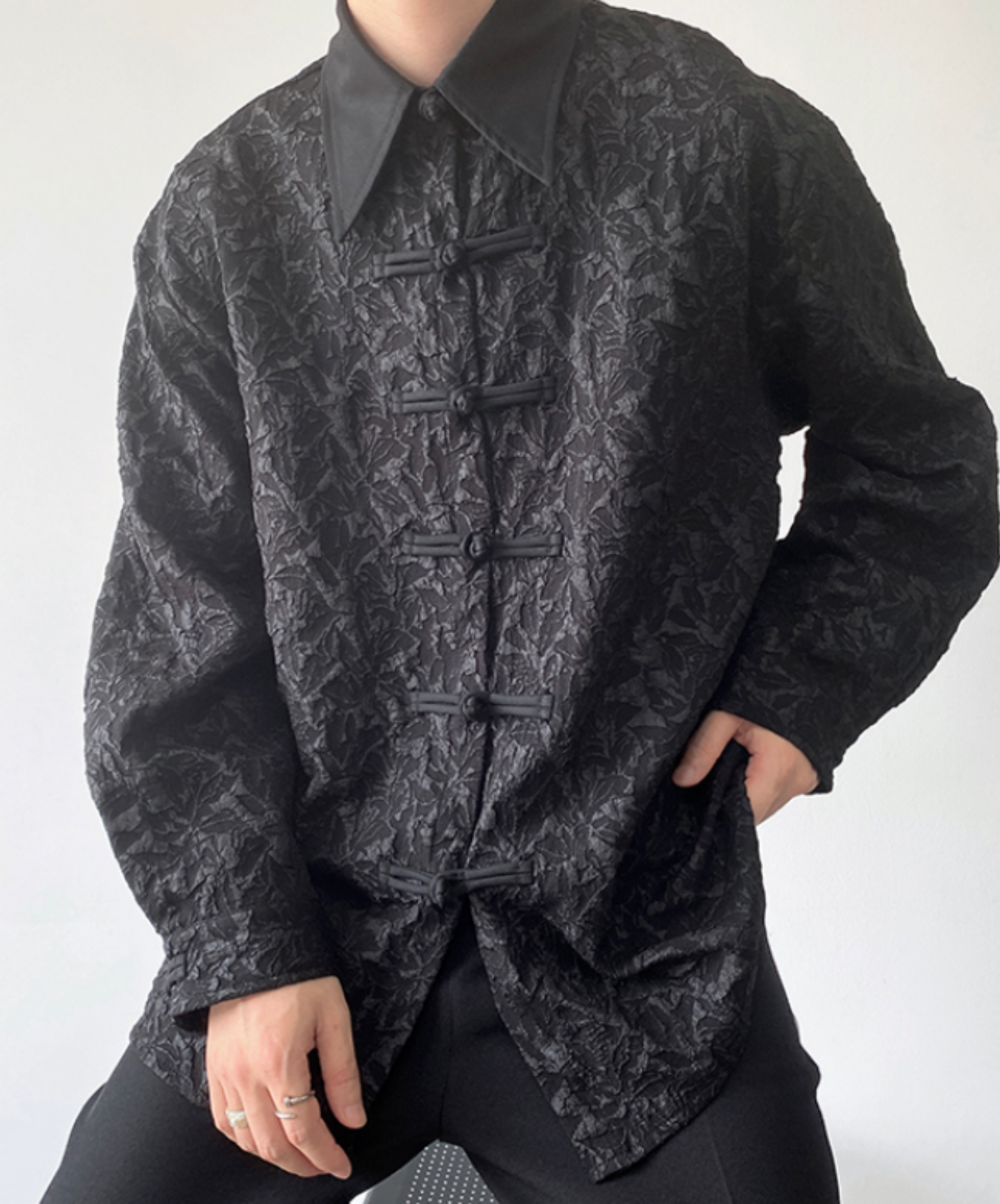 dark 3d embroidered jacquard shirt EN2365