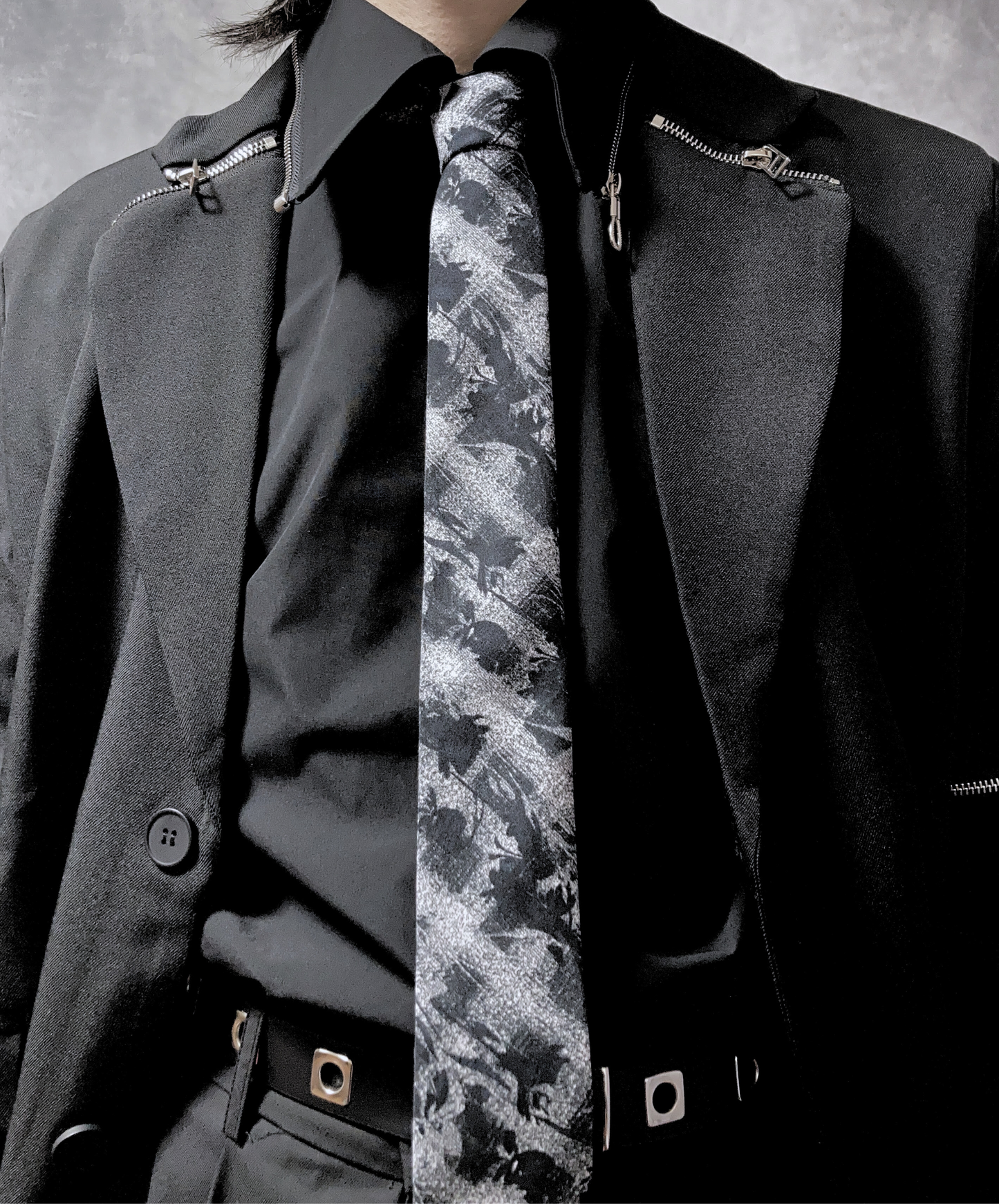 lattice scratches necktie EN1906