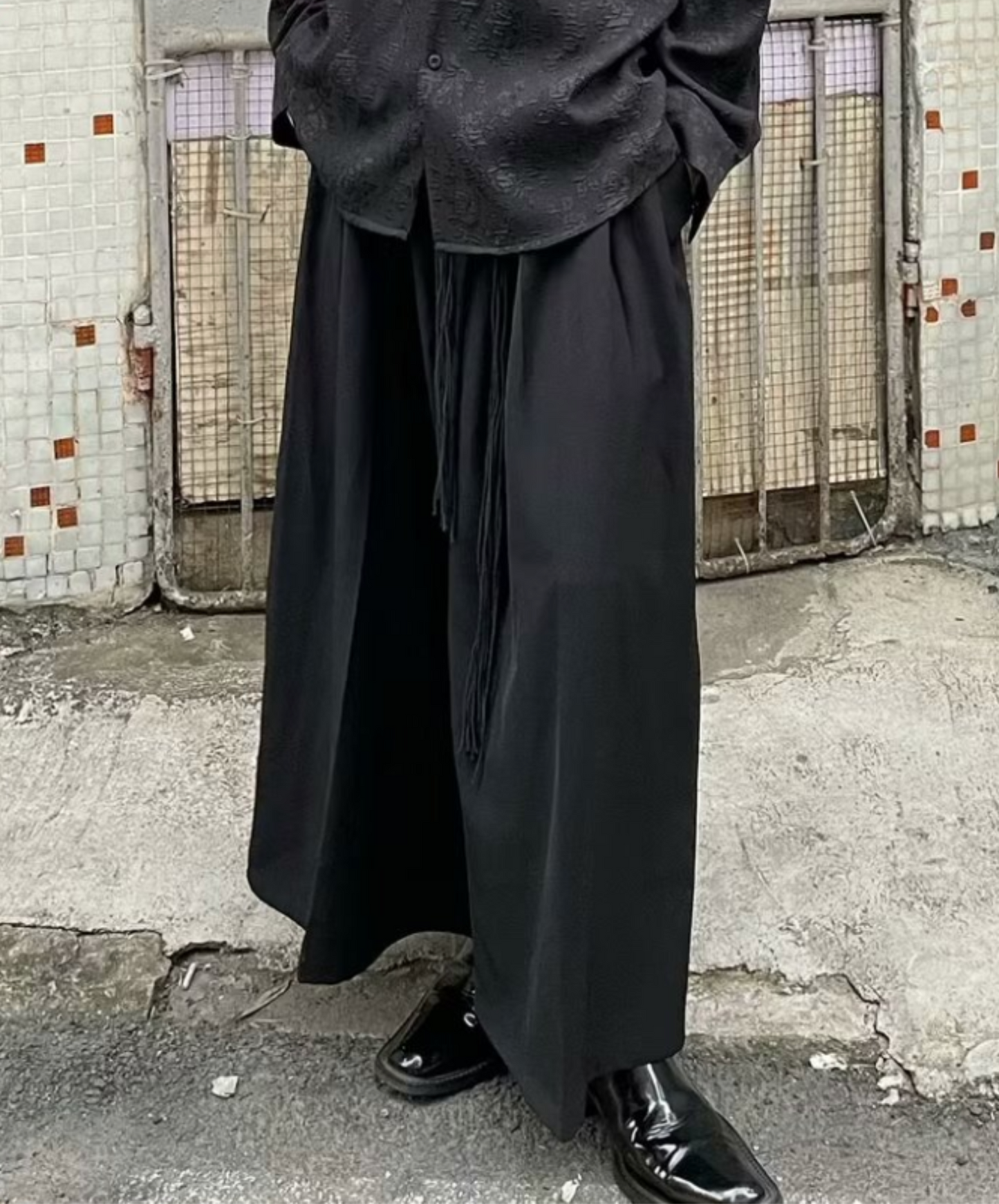 simple silhouette with tucks hakama pants EN2140