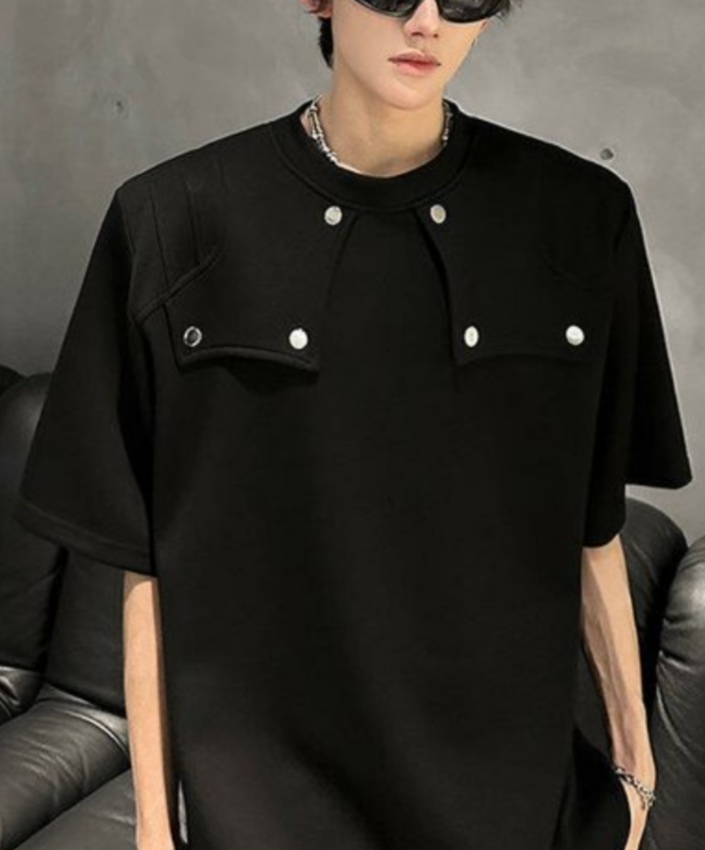 rivet decorated loose silhouette t-shirt EN2202