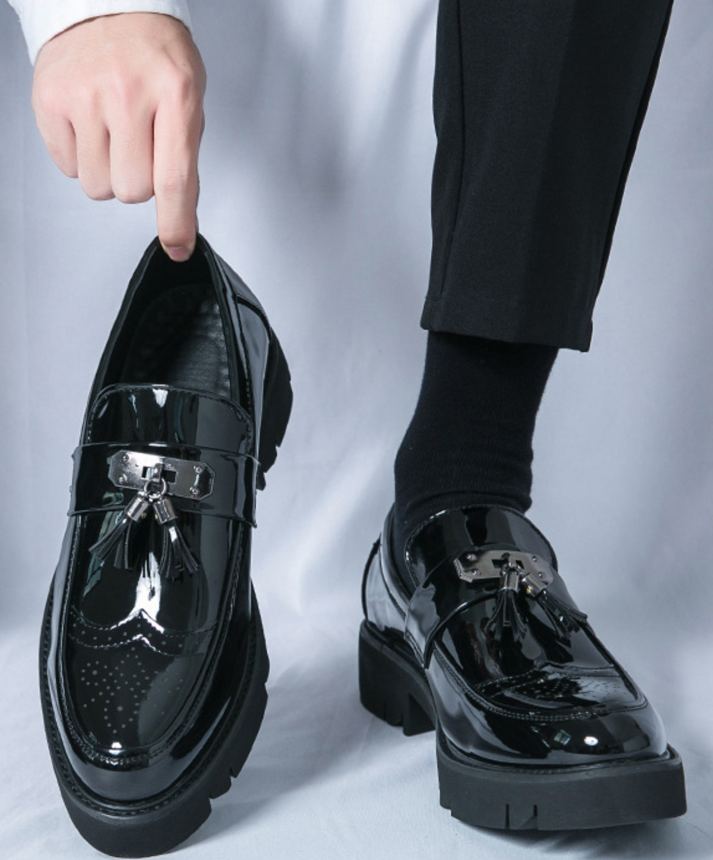 enamel-like tassel shoes EN2358
