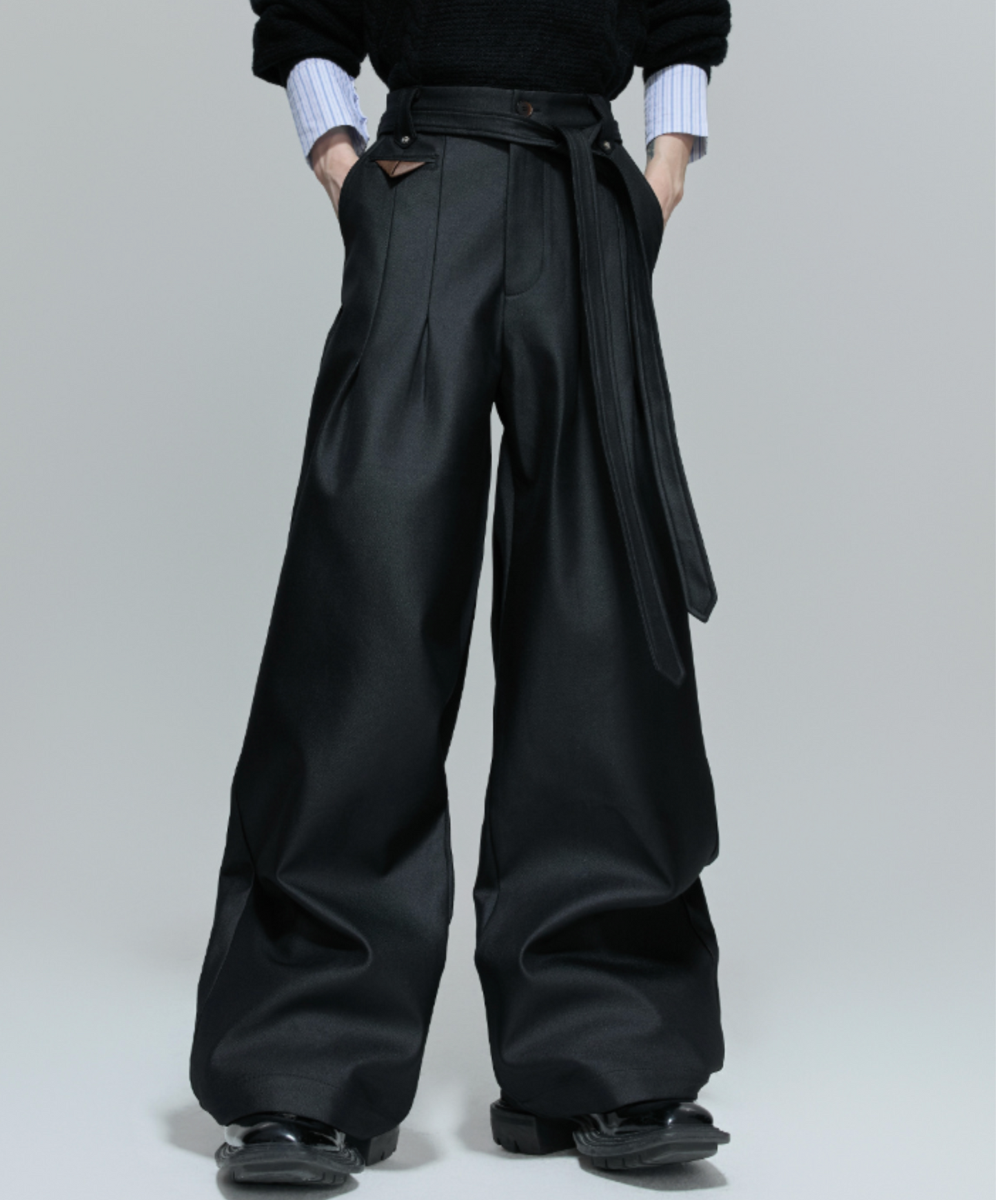 shiny pleated straight leg pants EN2639