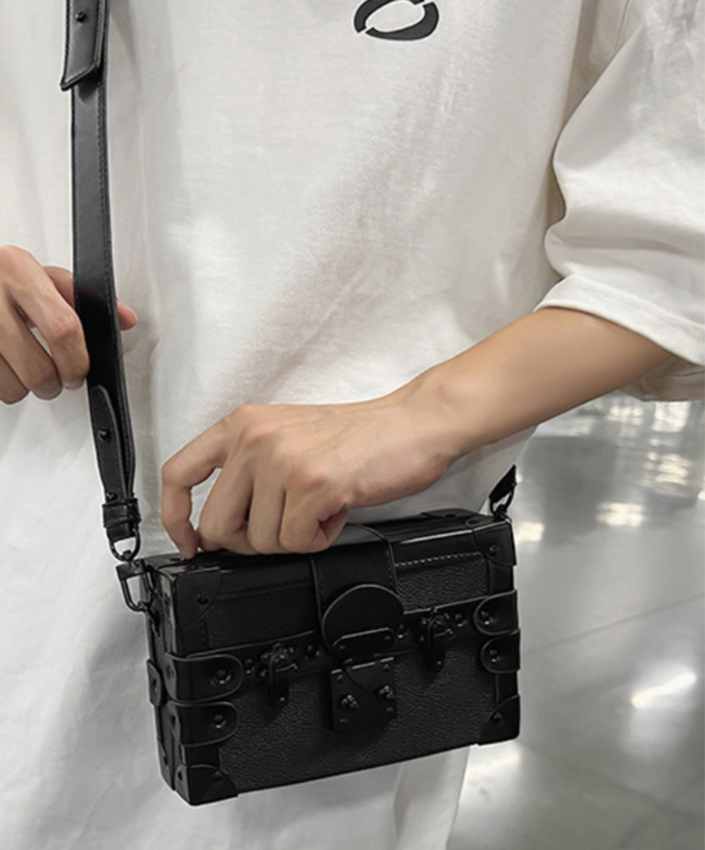 retro treasure chest design shoulder bag EN2131
