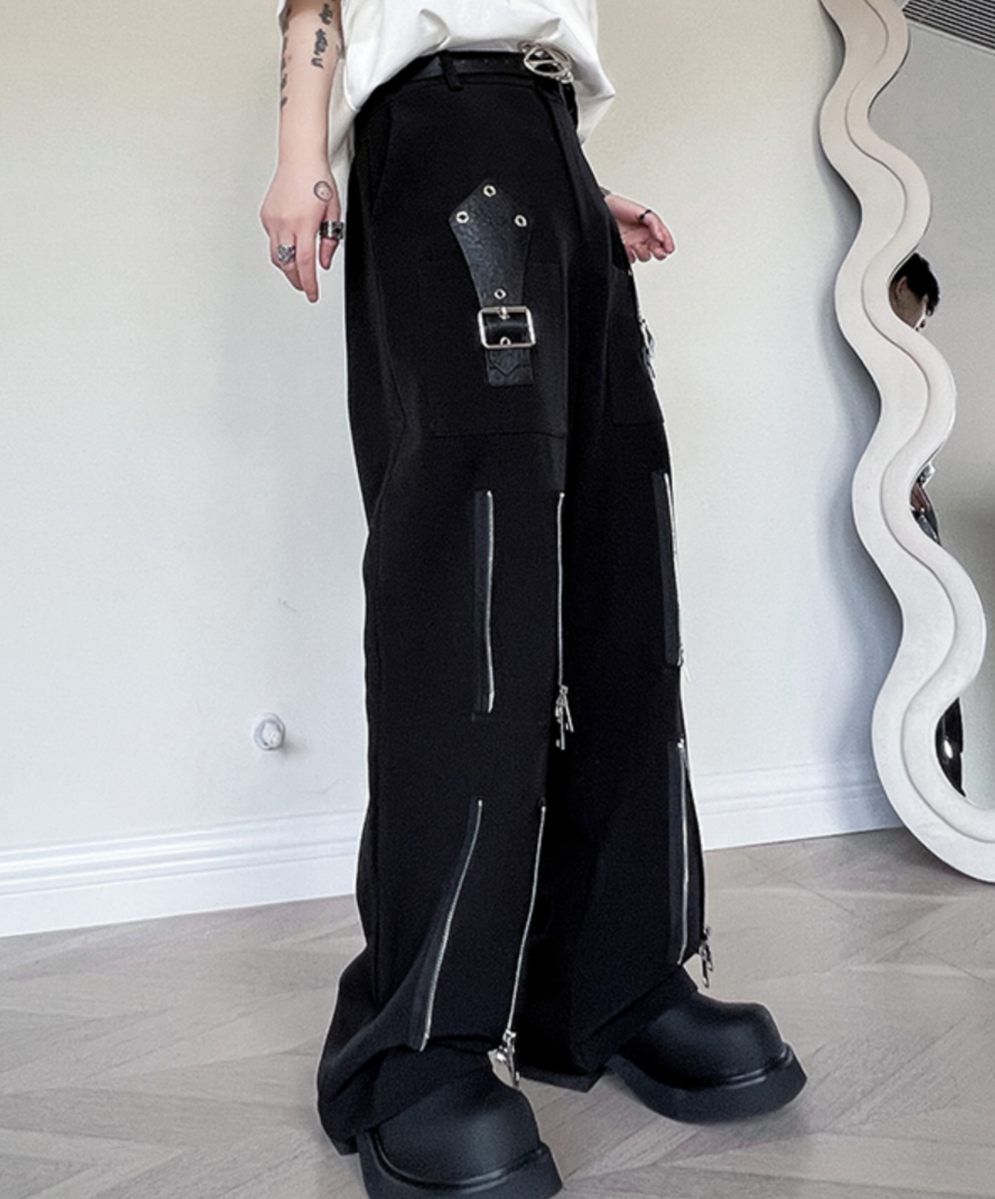 dark deformed zip-up leather buckle flare pants EN1817