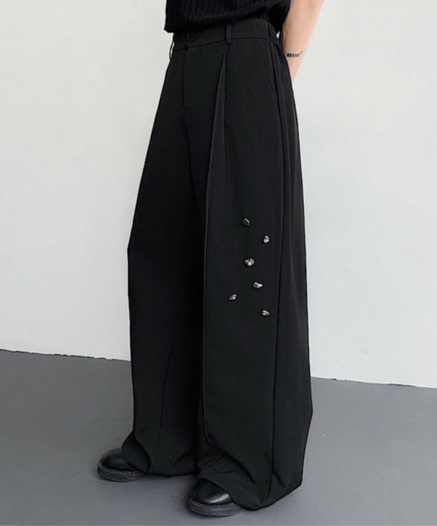 dark random metal design wide pants EN2323