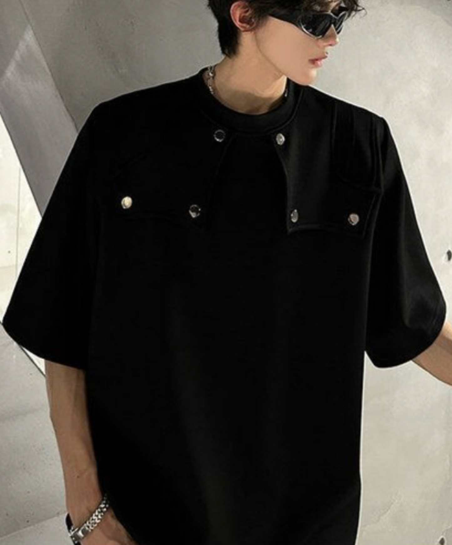 rivet decorated loose silhouette t-shirt EN2202