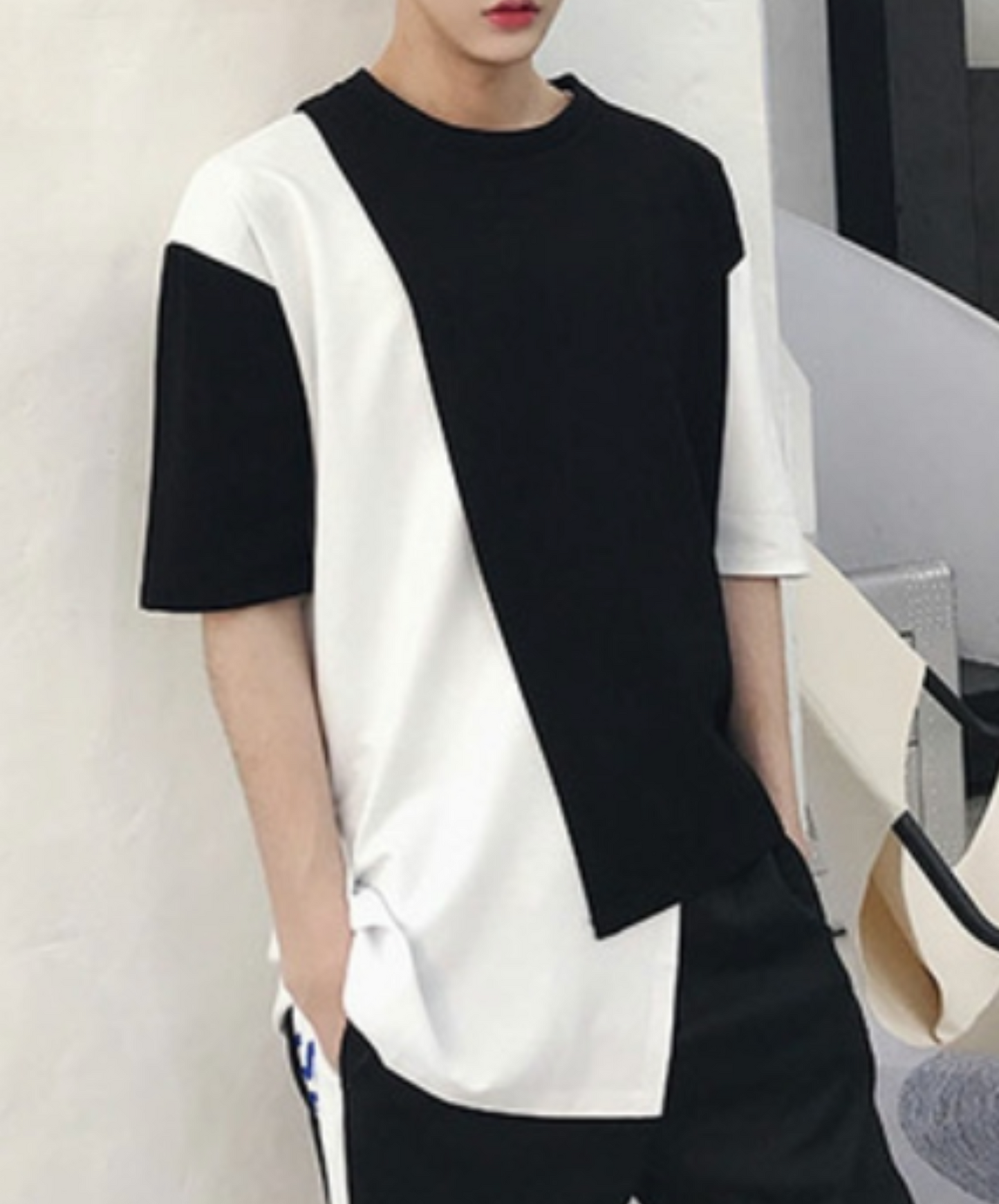 Irregular patchwork high contrast t-shirt EN2261