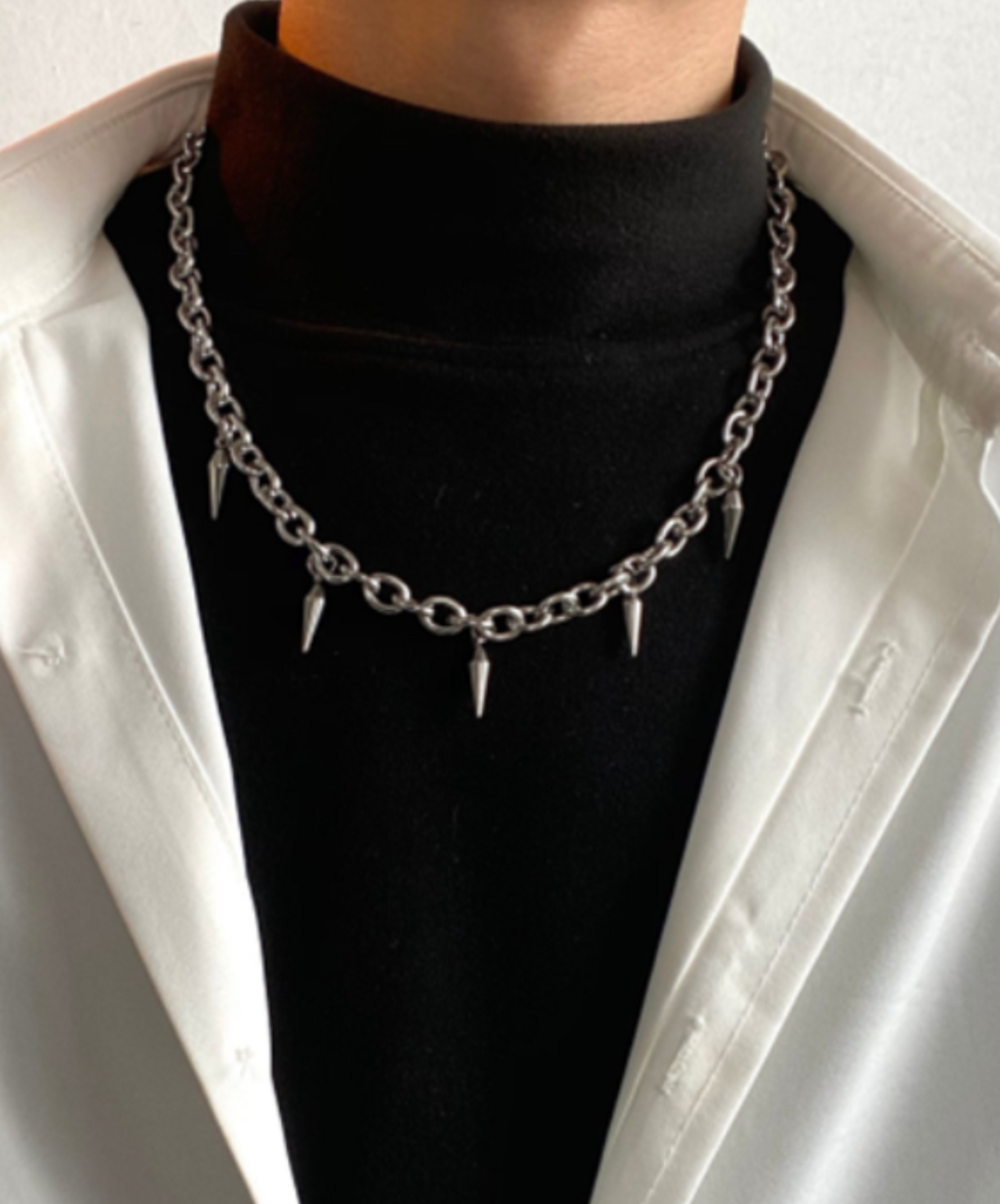 fringe rivet titanium necklace EN1783