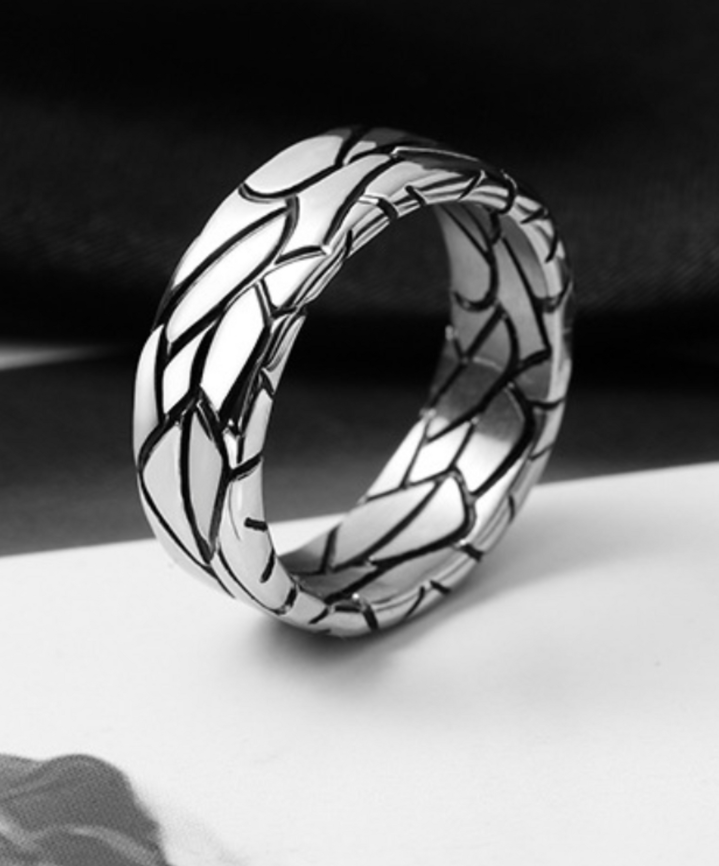 crack design ring EN2062