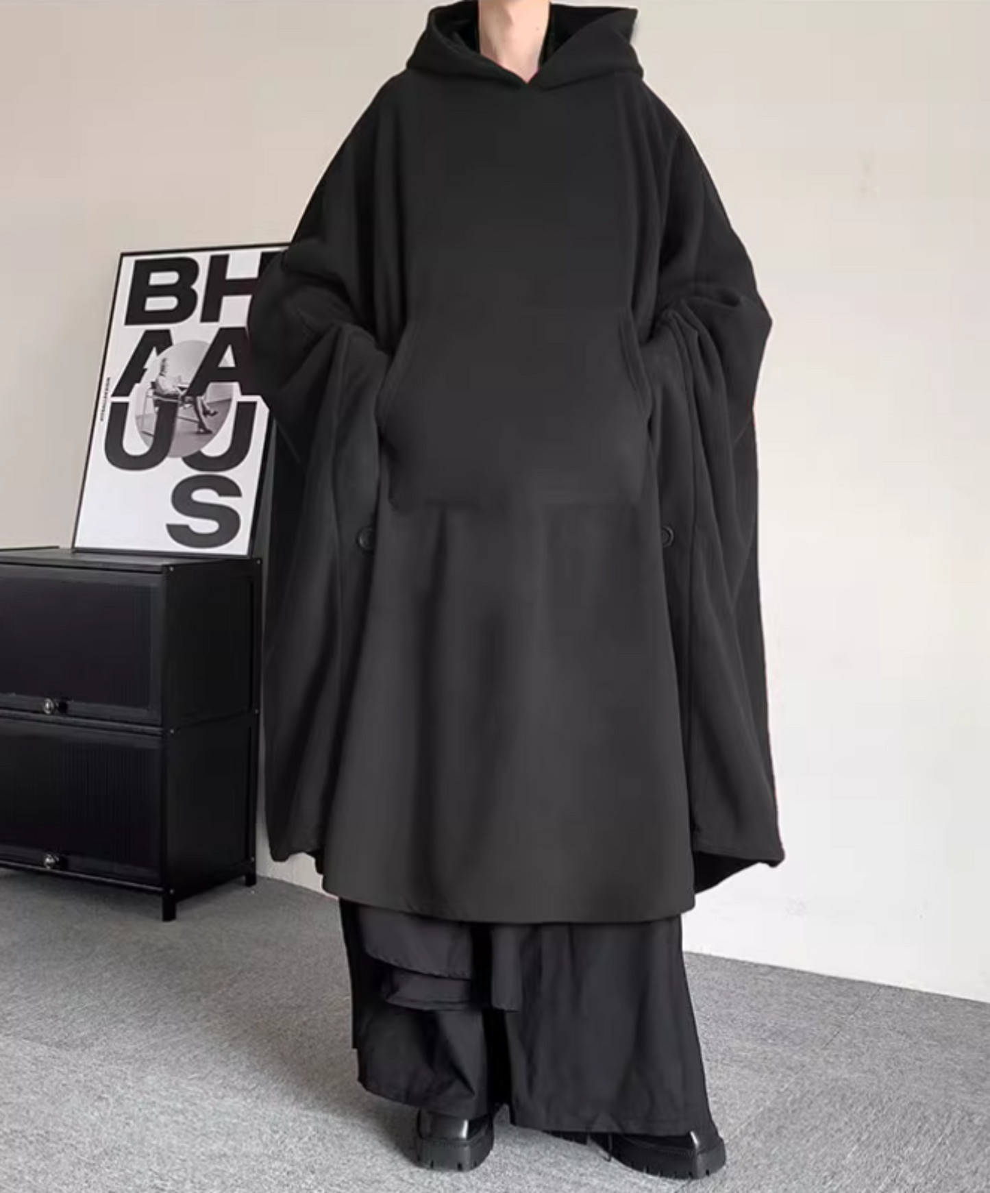 dark big silhouette hoodie EN1944