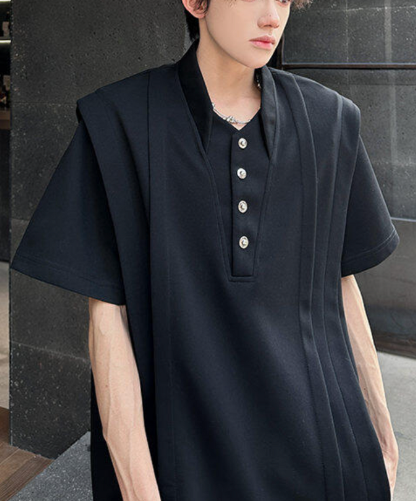 v-neck stand-up collar pleated t-shirt EN2189