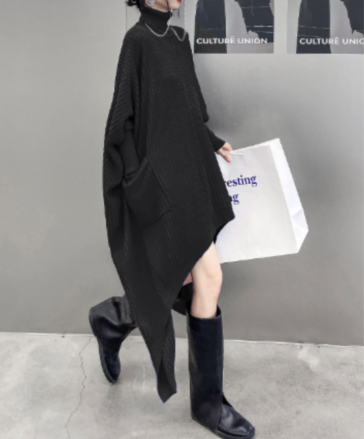 high-neck relaxed silhouette sweater EN3176