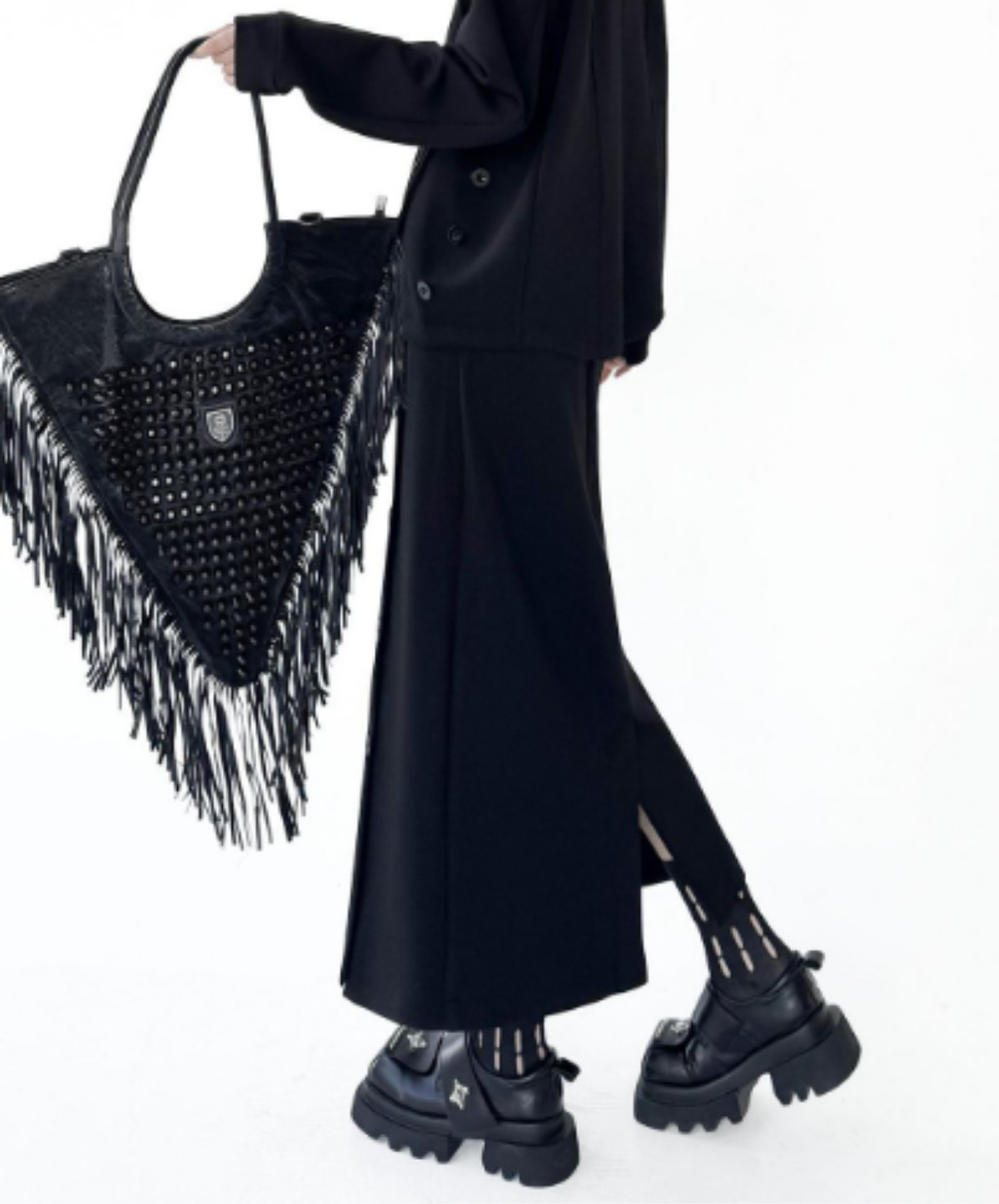 button-detail back slit skirt EN3150