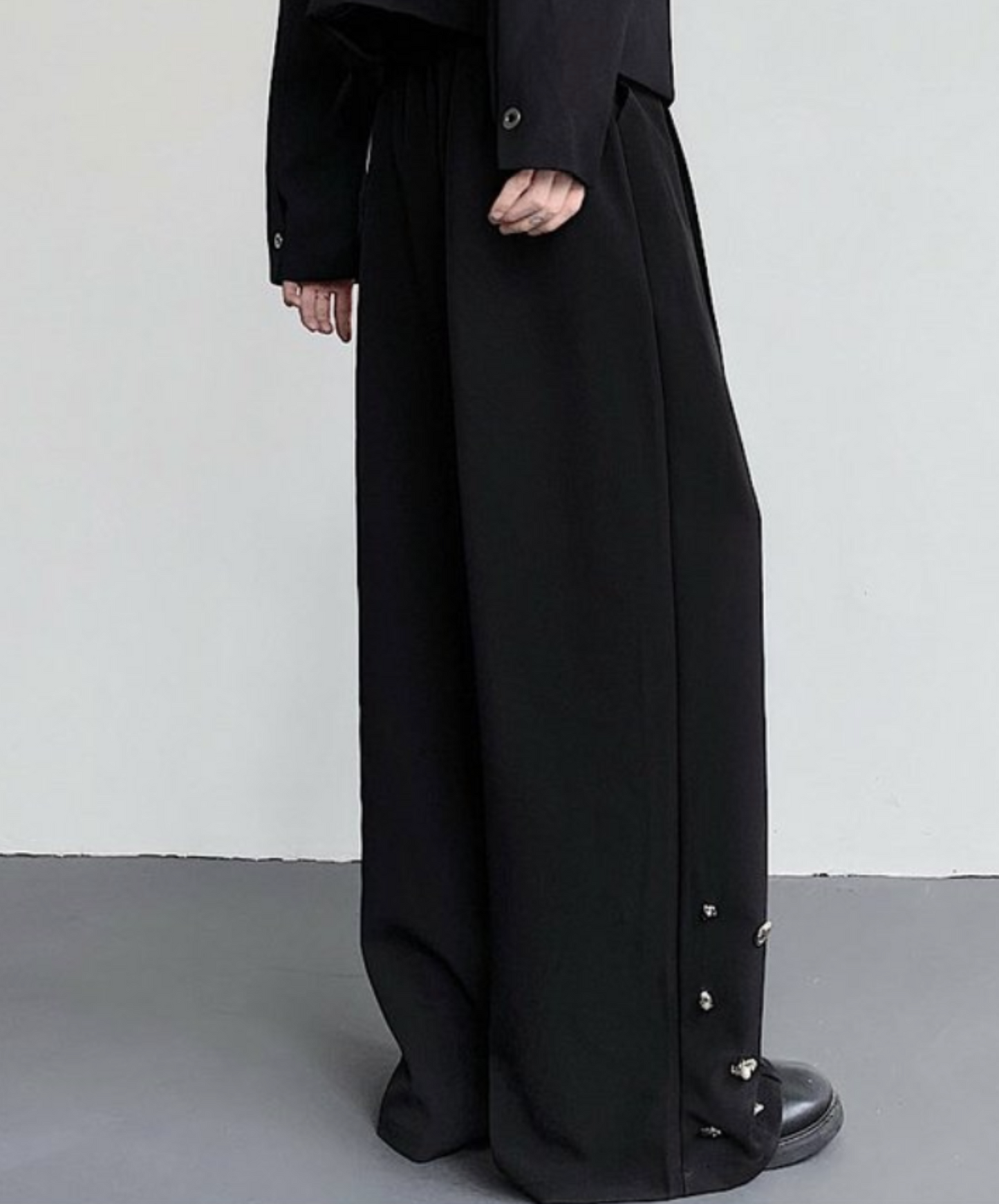 dark random metal design wide pants EN2323