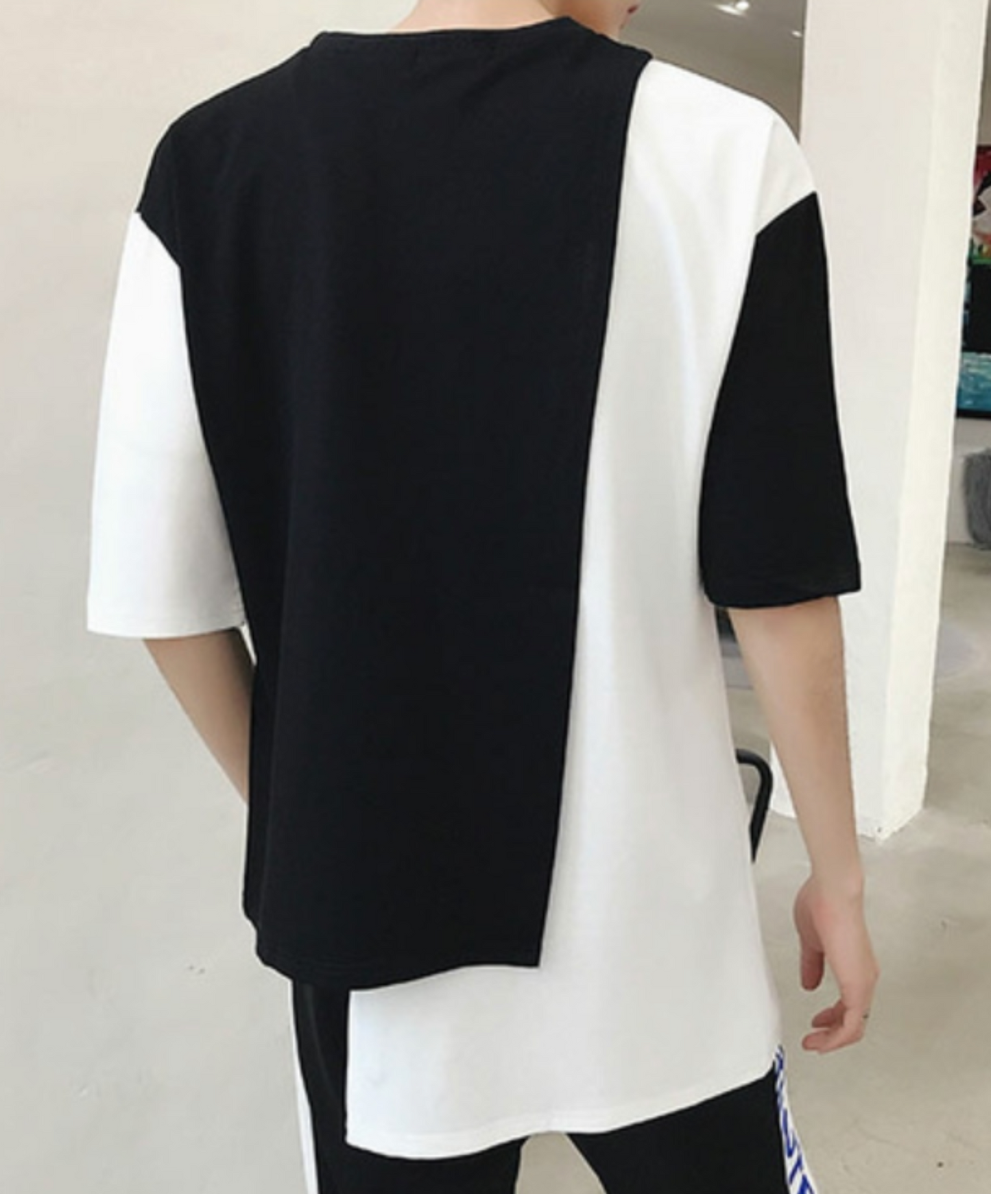 Irregular patchwork high contrast t-shirt EN2261