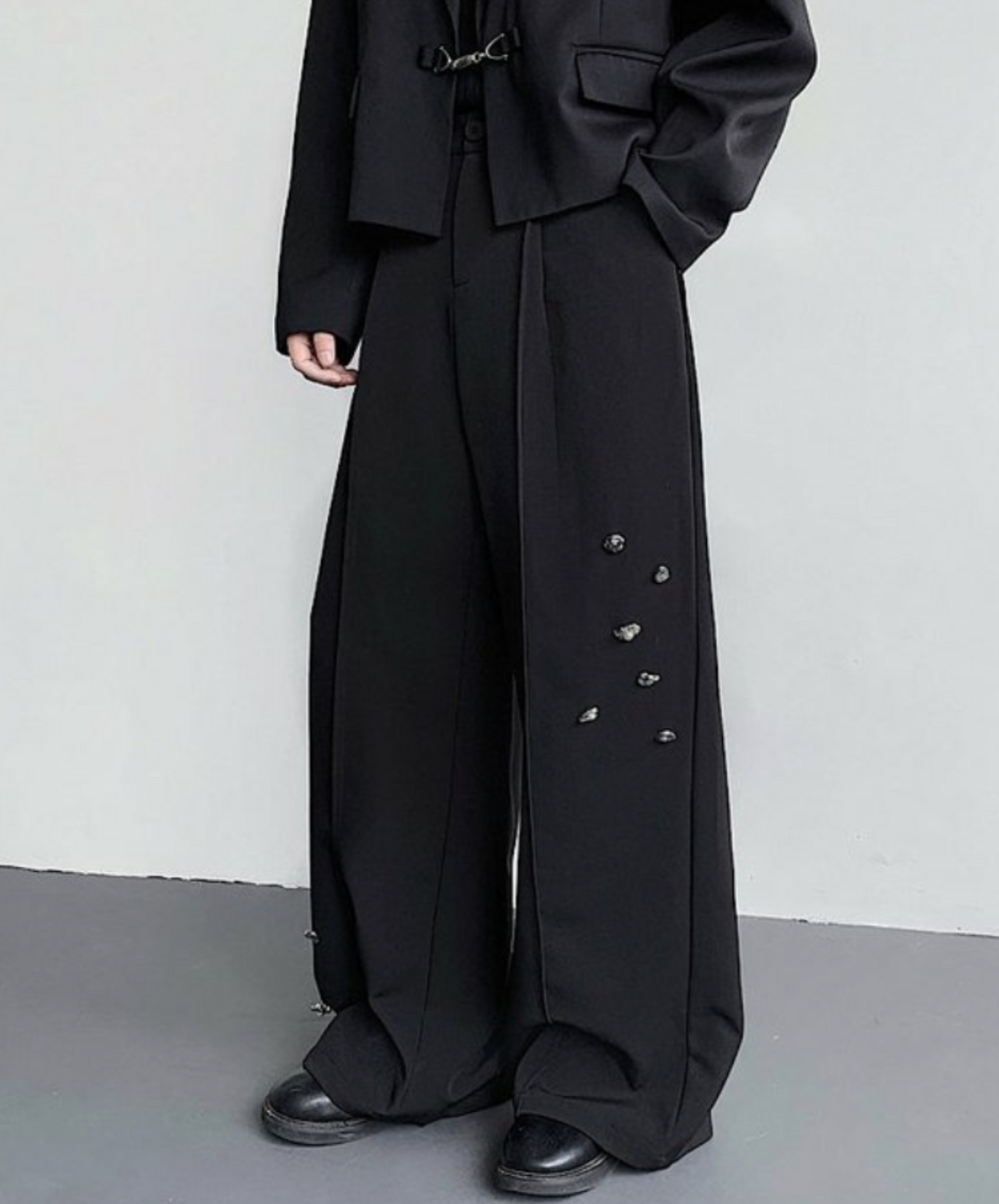 dark random metal design wide pants EN2323