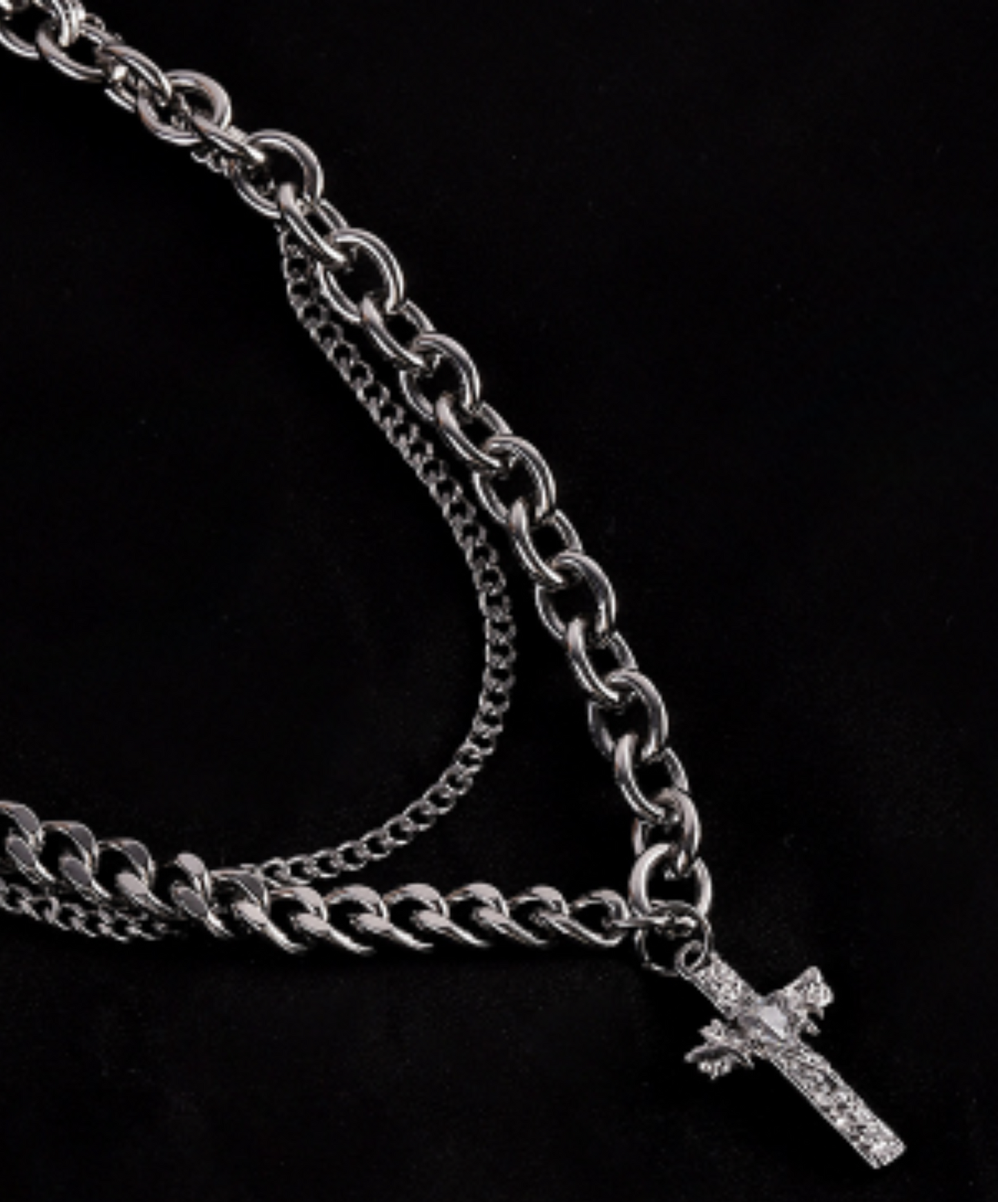 dark cross star necklace EN2028