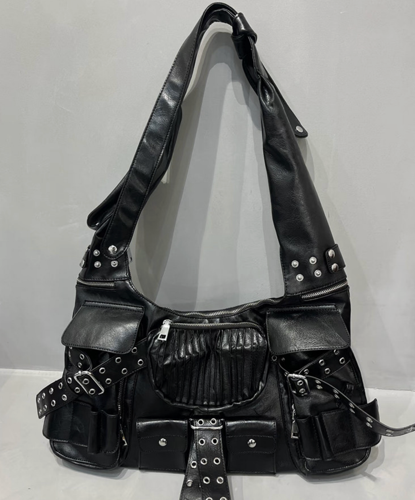 multi-pocket studded shoulder bag EN2730