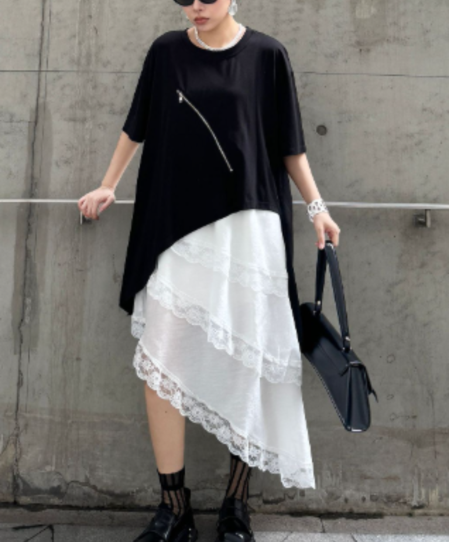 Irregular design mid-length t-shirt EN2987