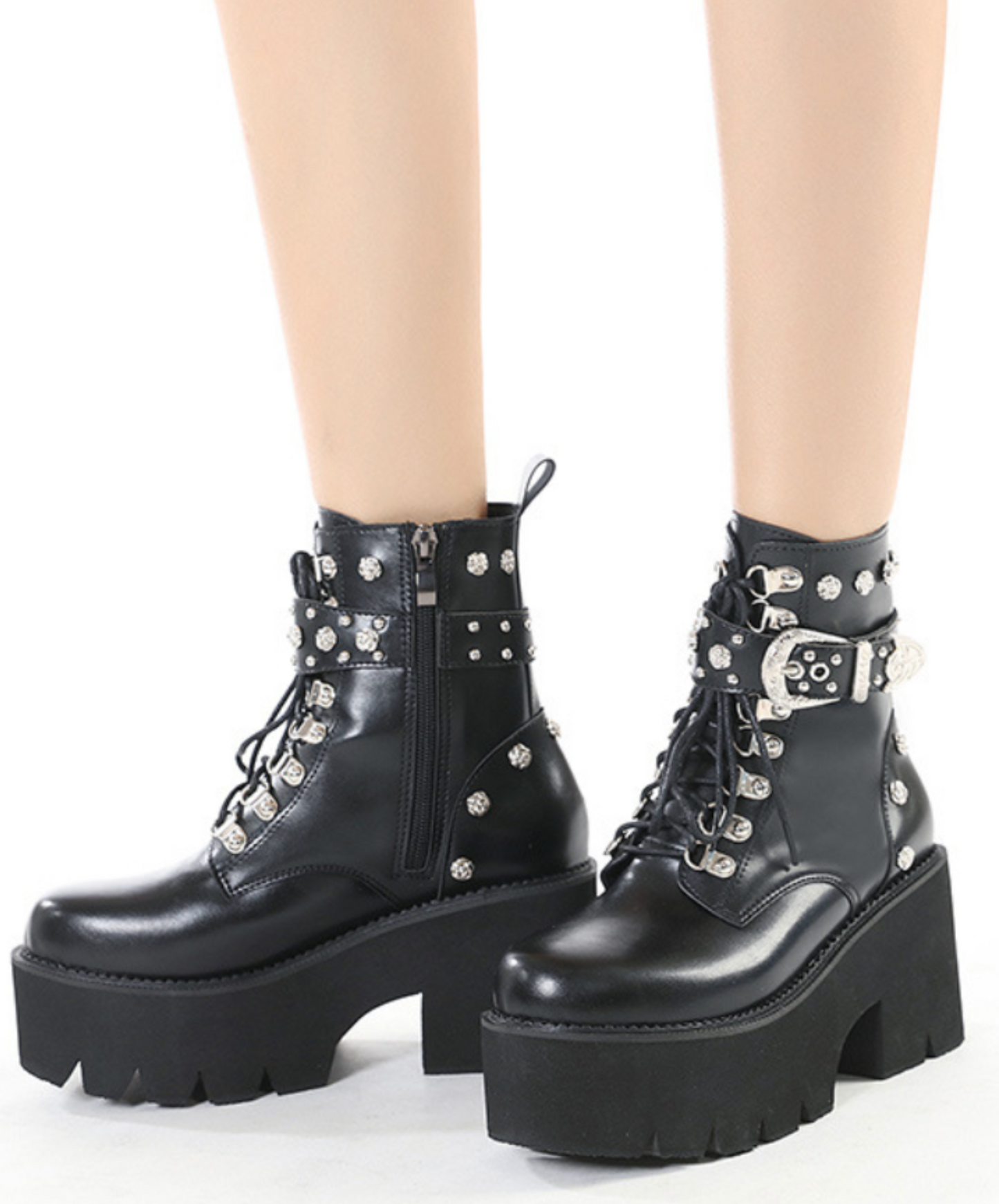 gorgeous metal part decoration boots EN2313