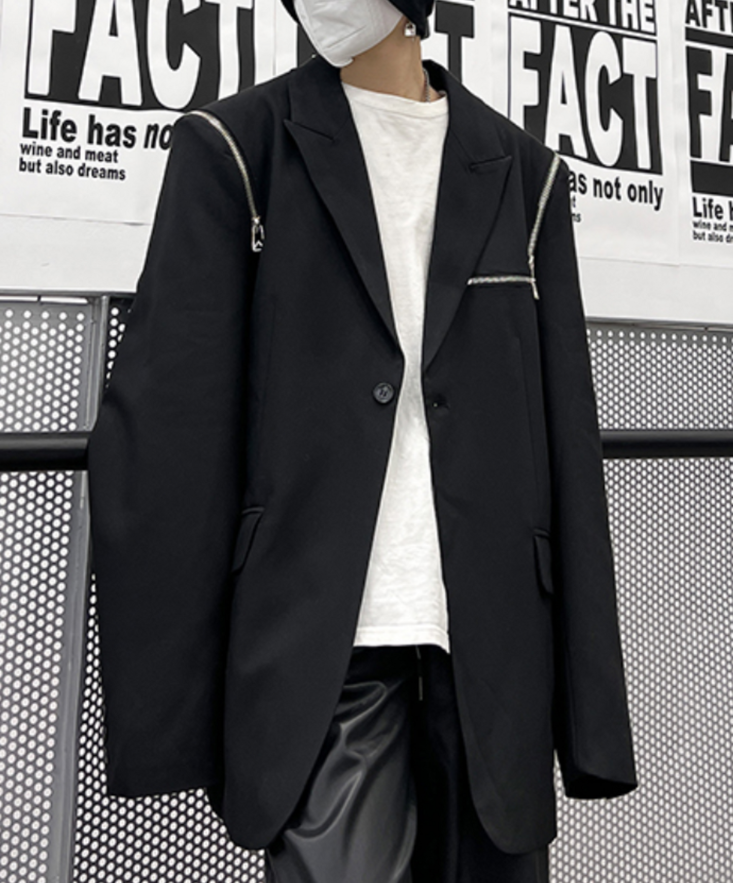 dark metal zip up design loose jacket EN1534