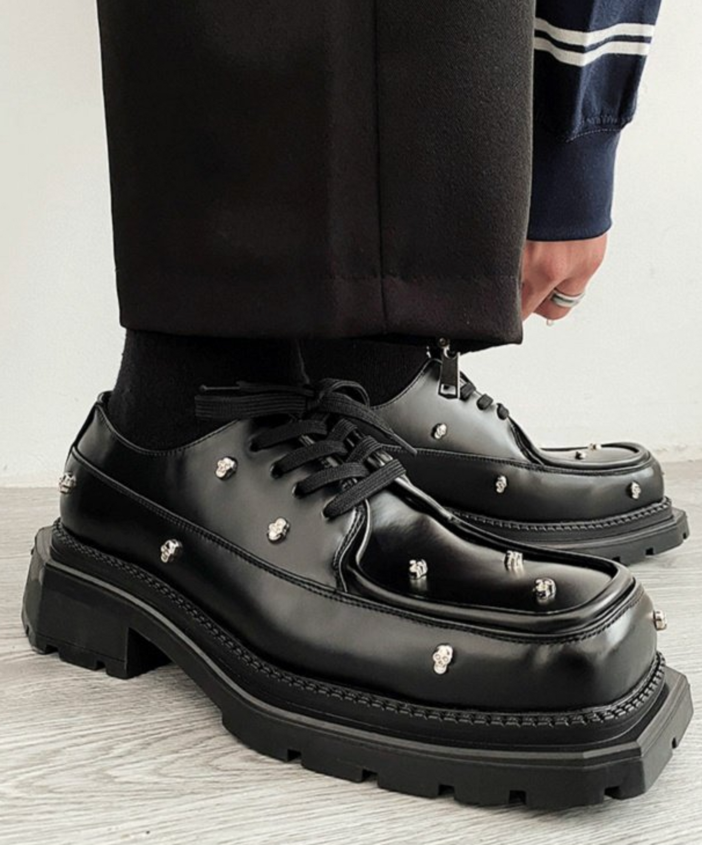 rivet leather lace-ups shoes EN2361