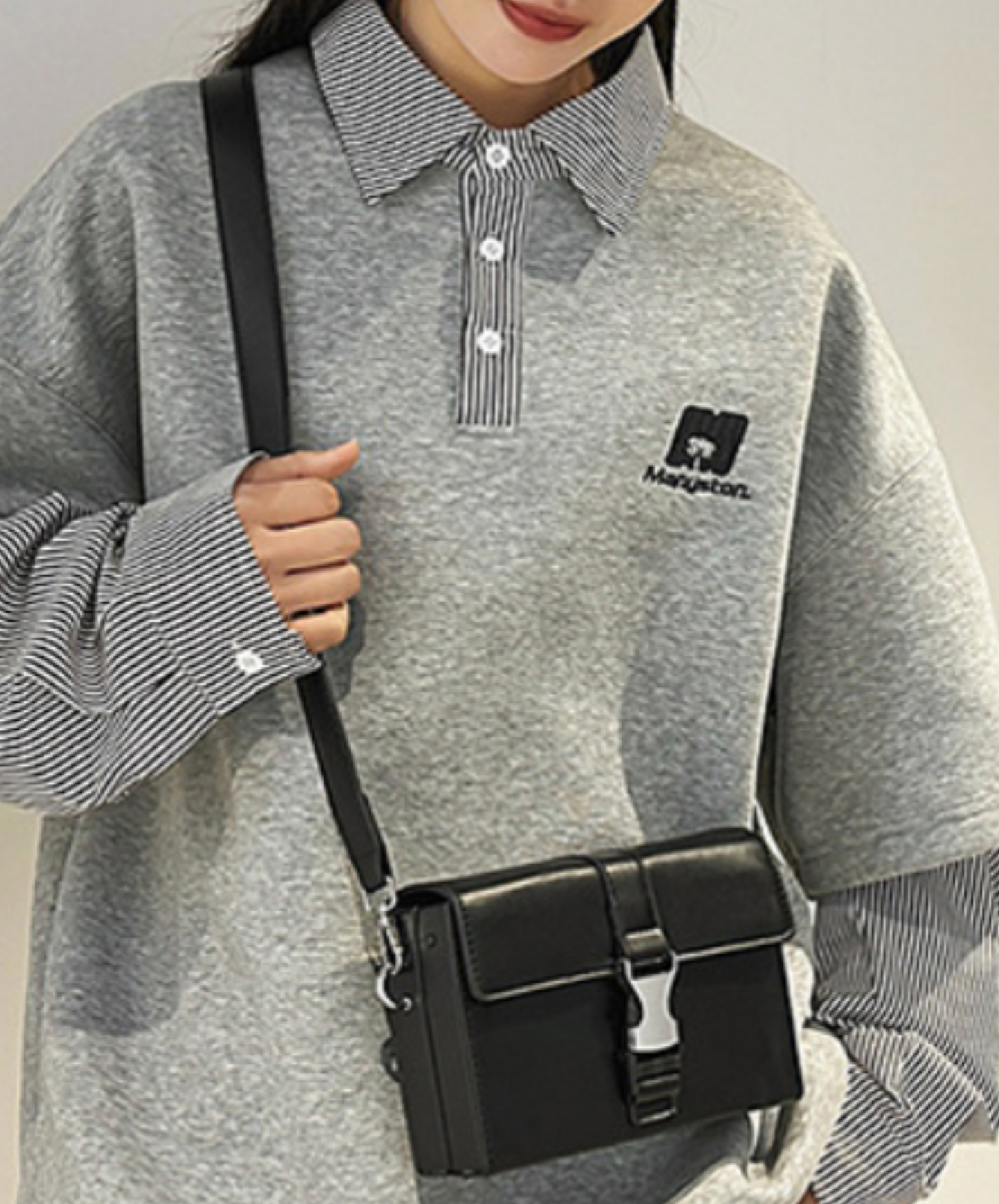 metal buckle square shoulder bag EN2103