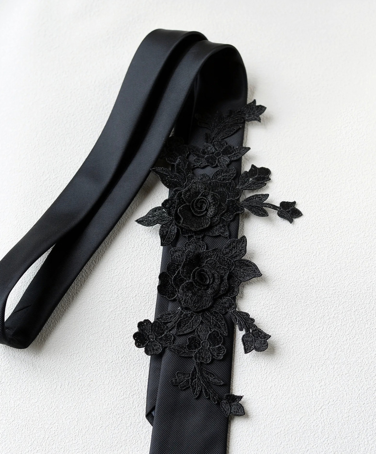 flower-motif appliqué necktie EN3248
