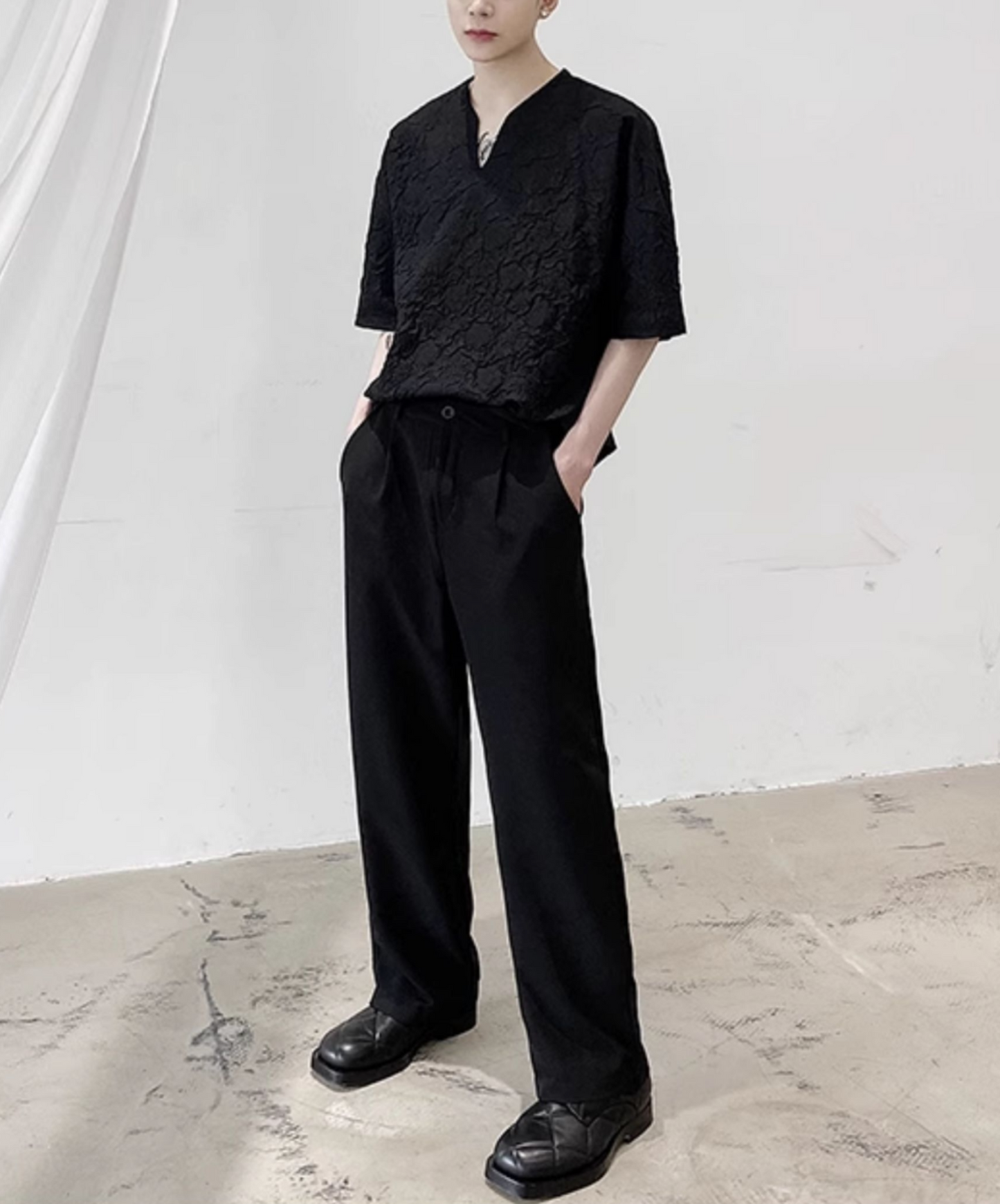 creased jacquard key neck t-shirt EN2253