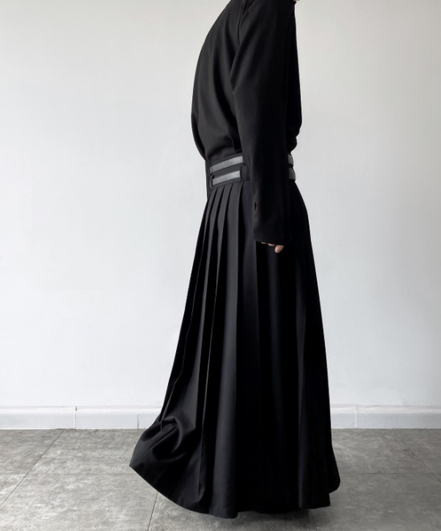 twin belt full length pleated skirt EN624