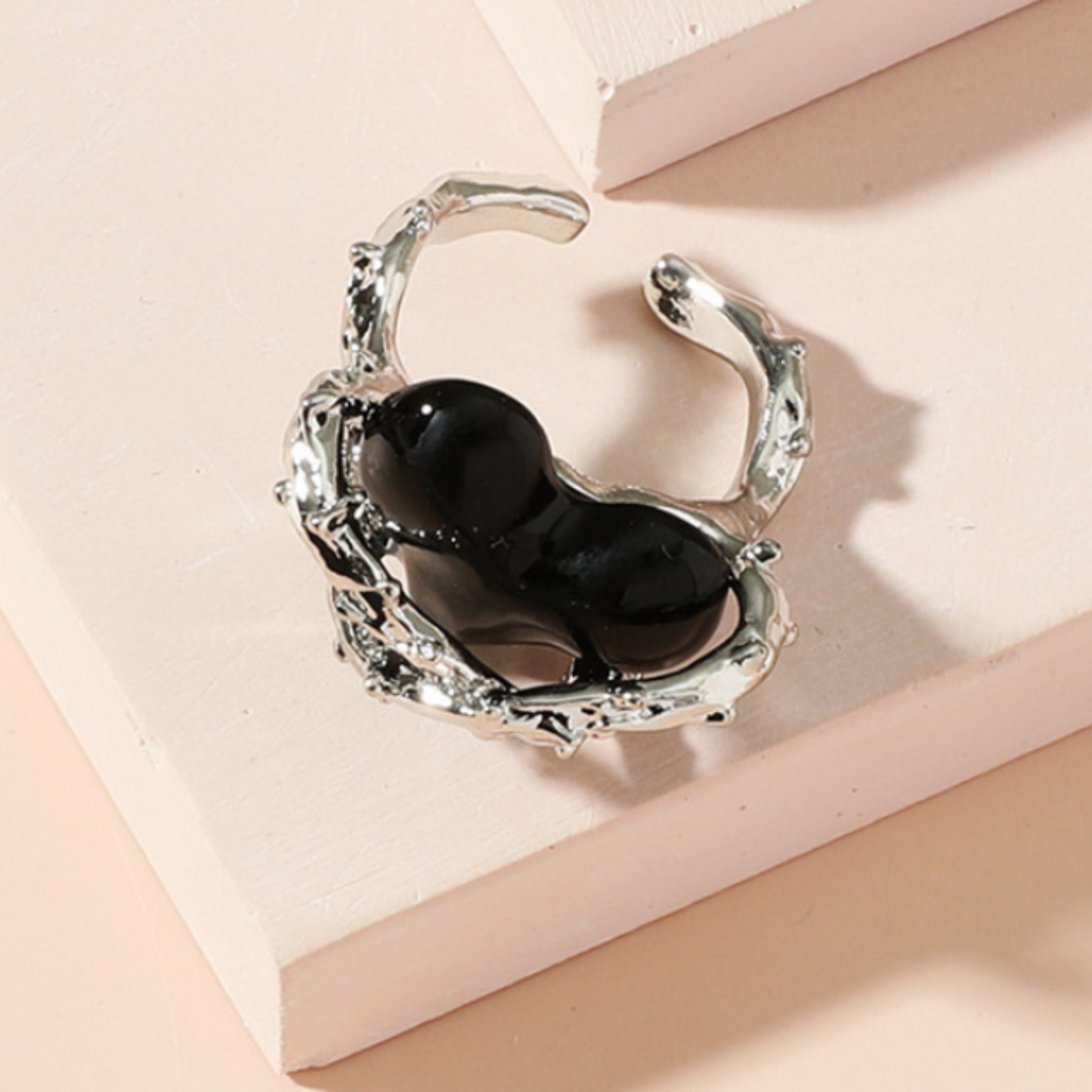 thorn heart ring EN435