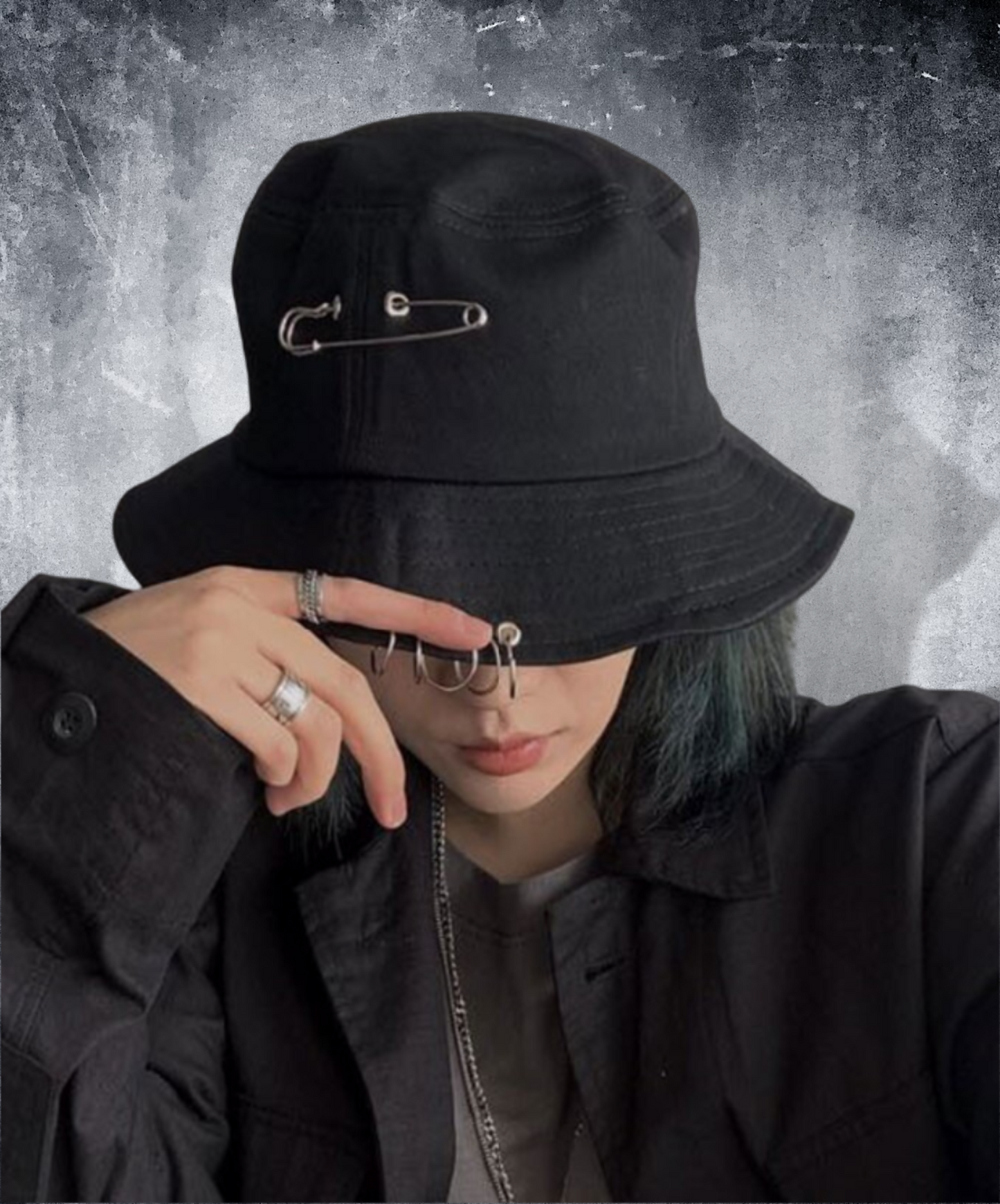 ring pin bucket hat EN672