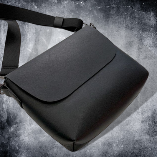 square casual shoulder bag EN197