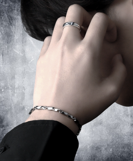 twisted titanium bracelet EN545