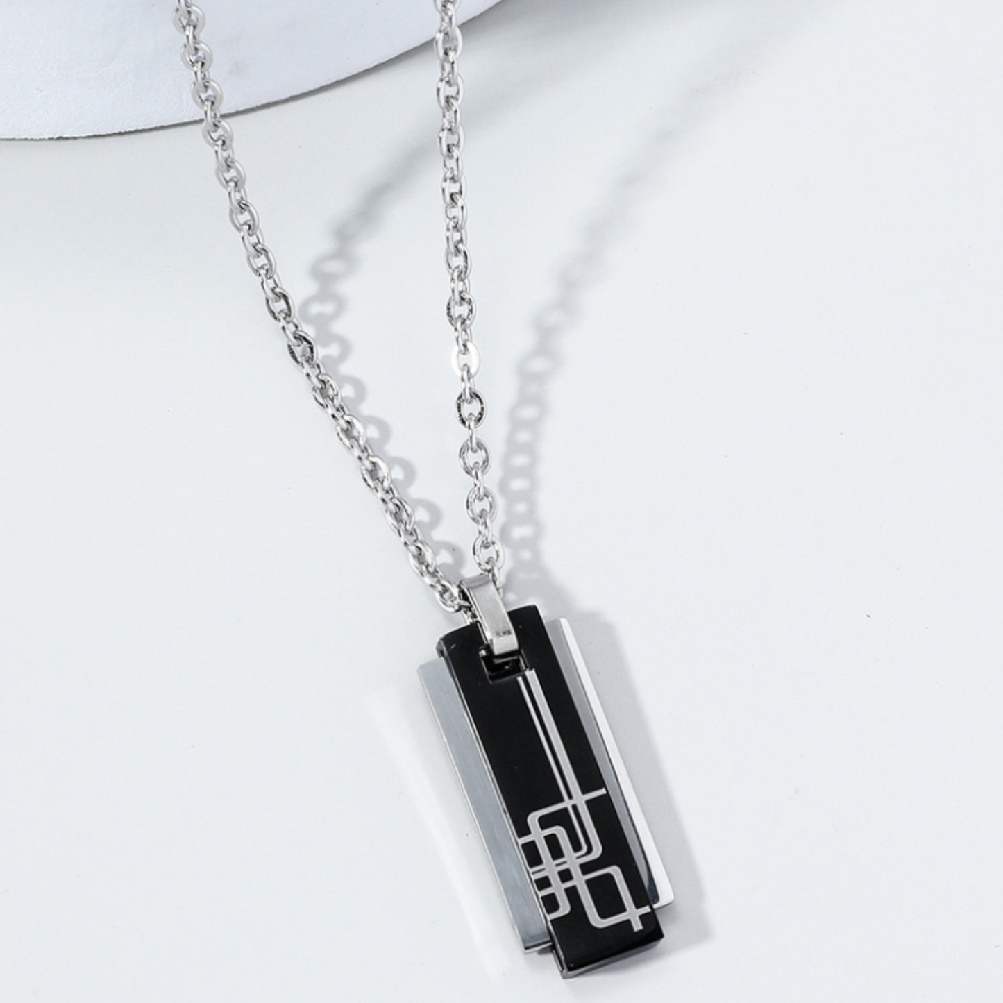 geometric pattern chain necklace EN494