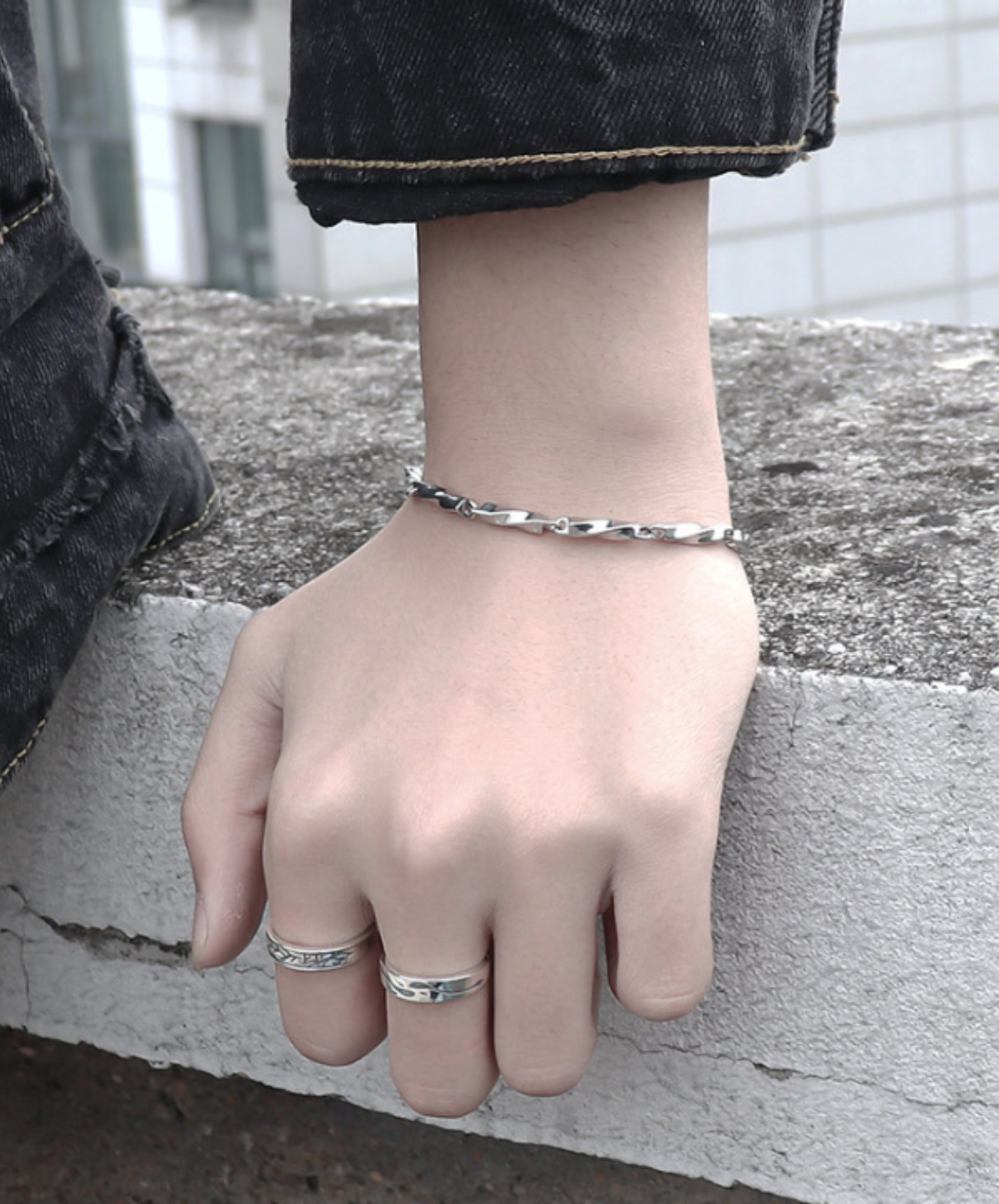 twisted titanium bracelet EN545