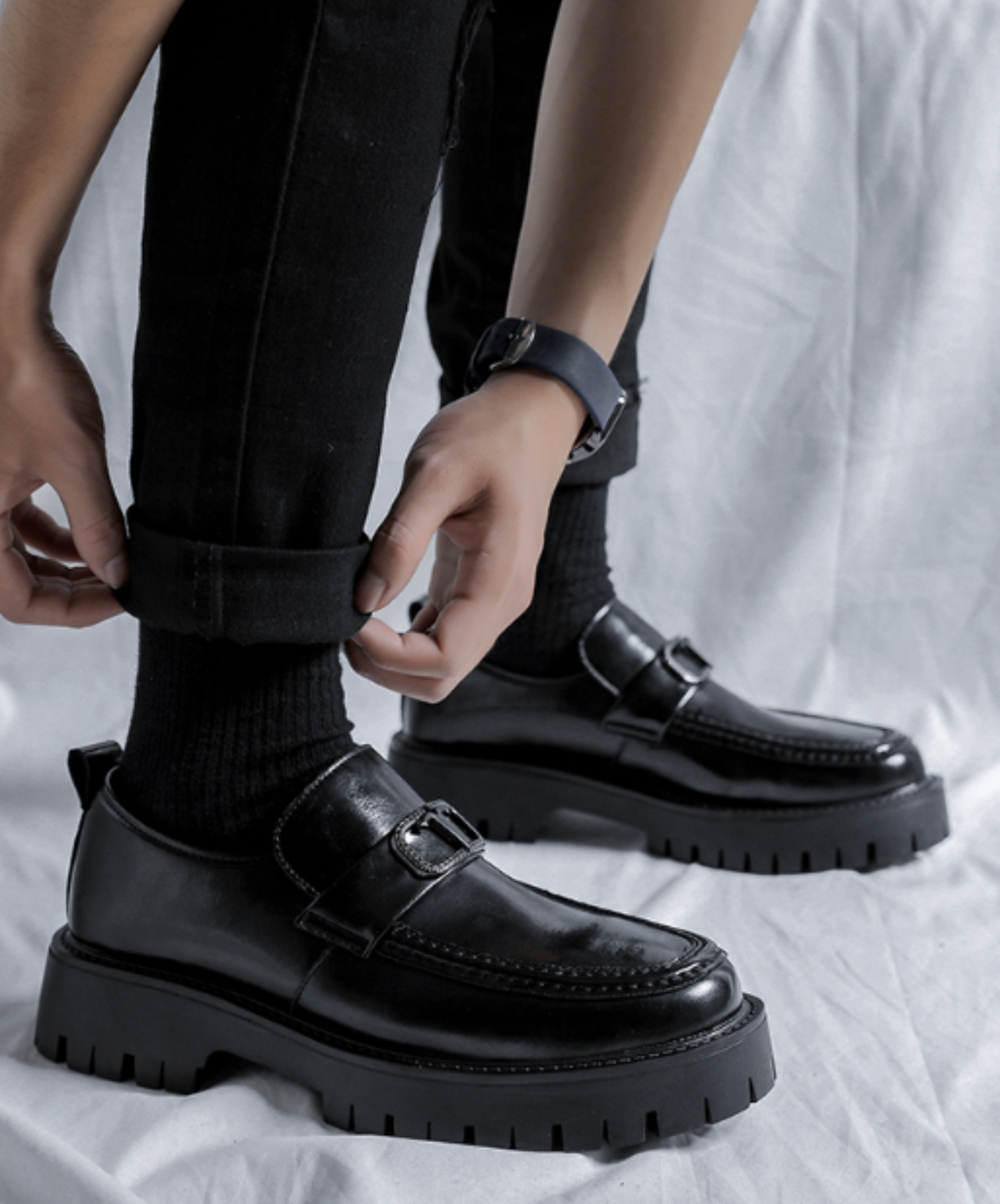 metal buckle embellished leather shoes EN688