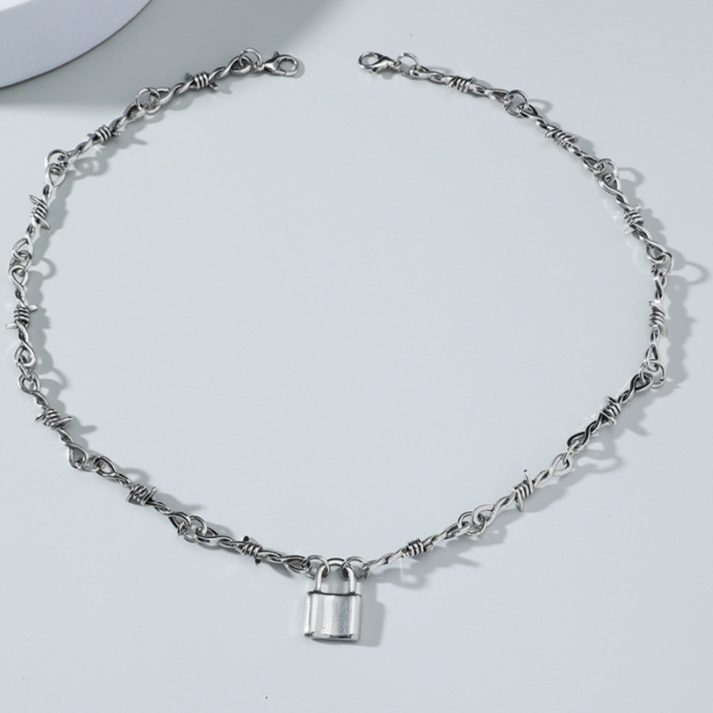 padlock barbed wire necklace EN491