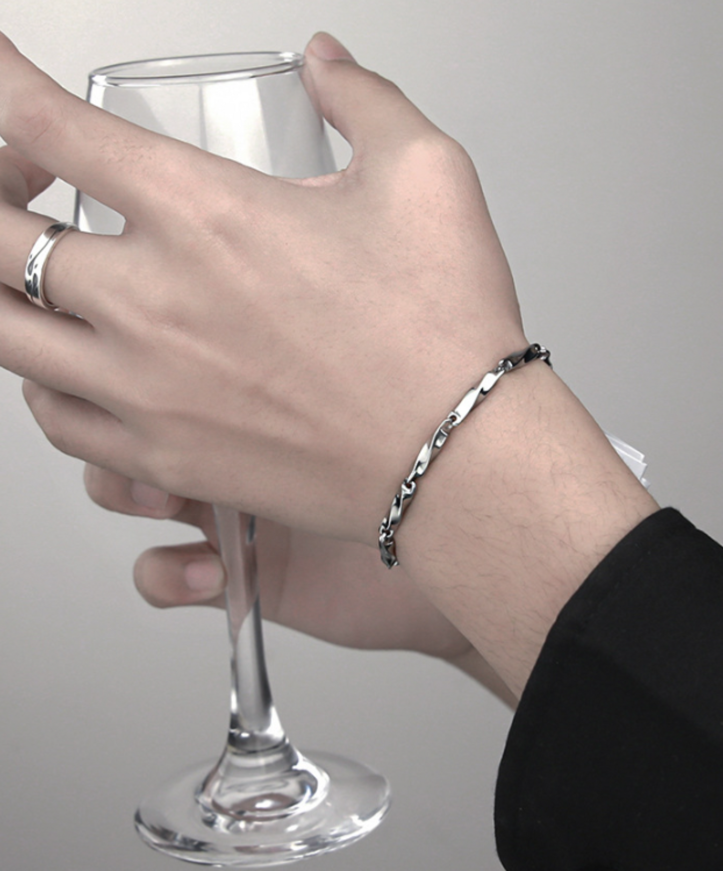 twisted titanium bracelet EN545