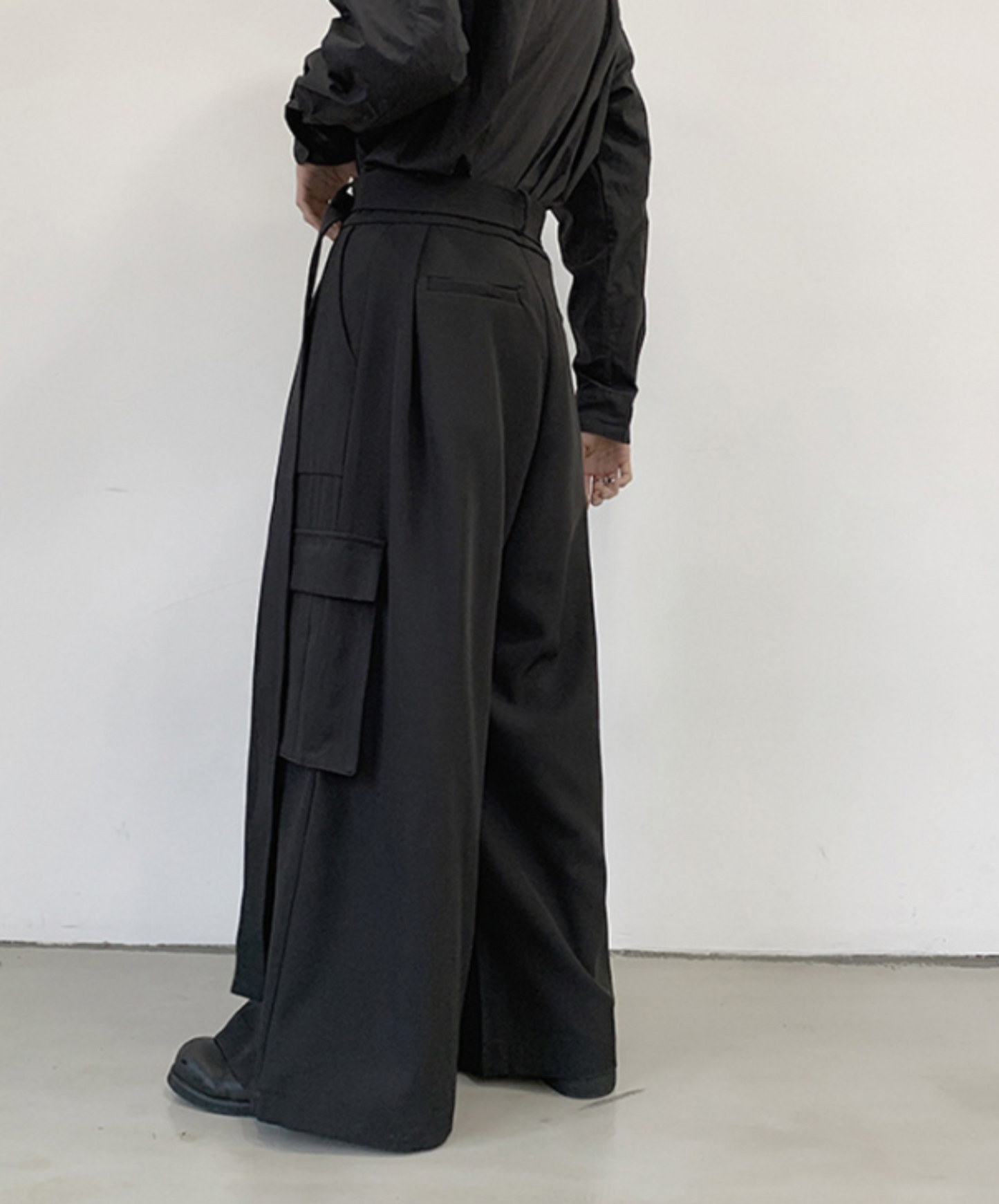 dark super wide flare pants EN643