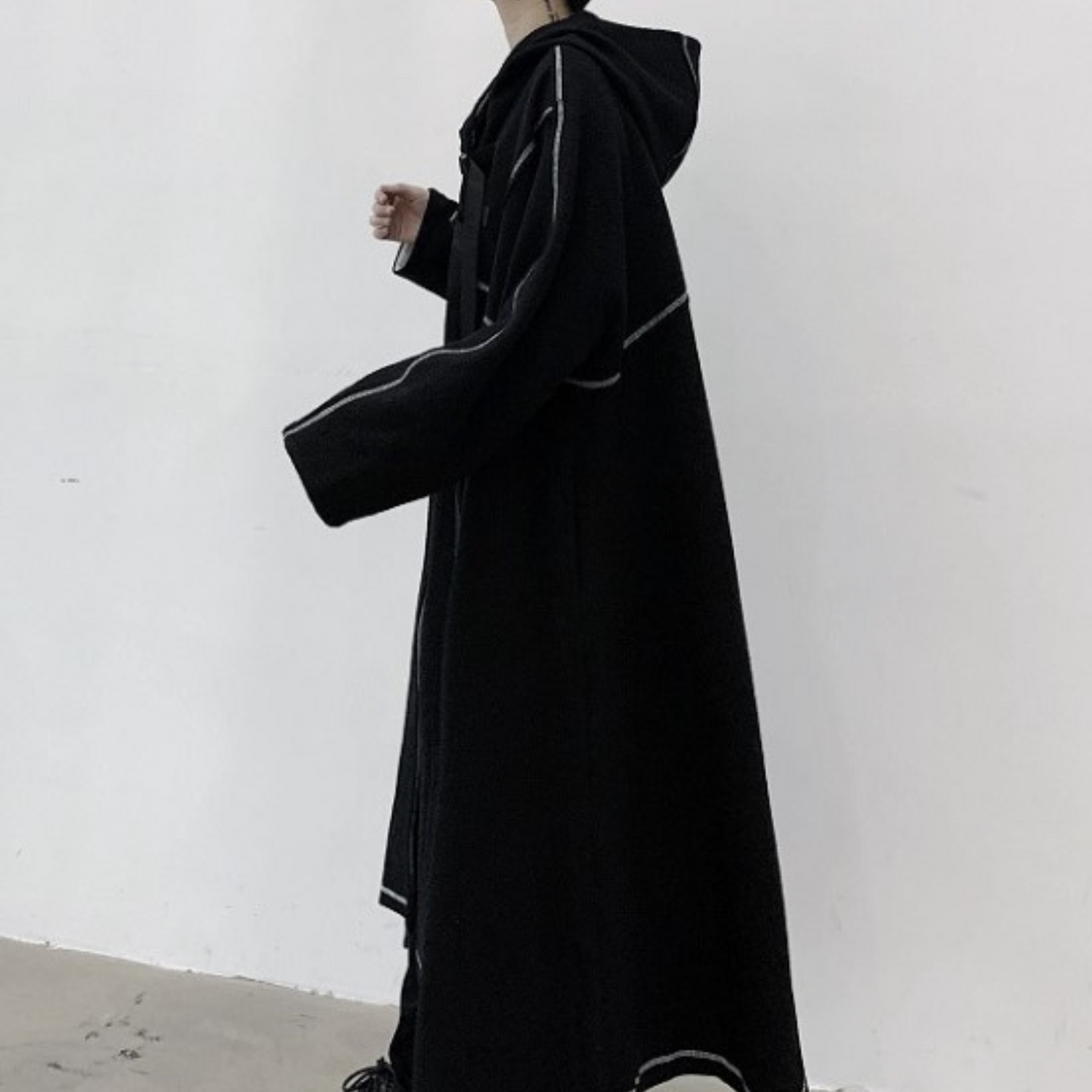 dark hooded coat EN217