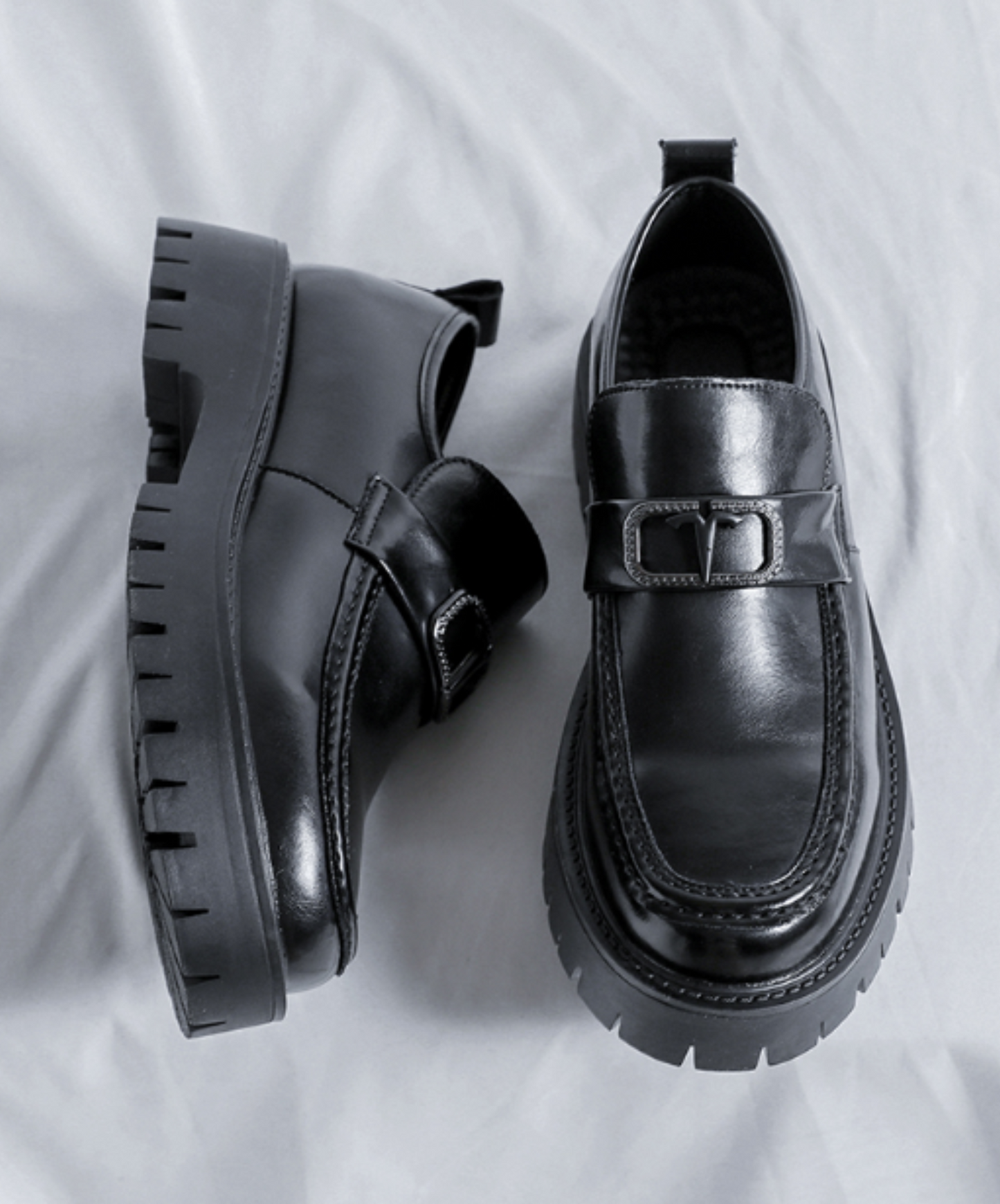 metal buckle embellished leather shoes EN688