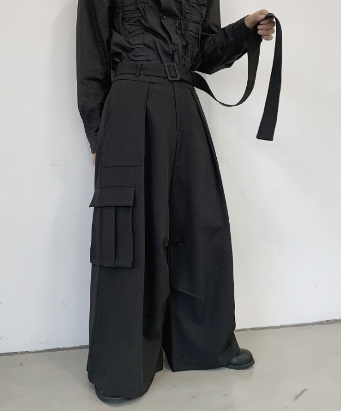 dark super wide flare pants EN643
