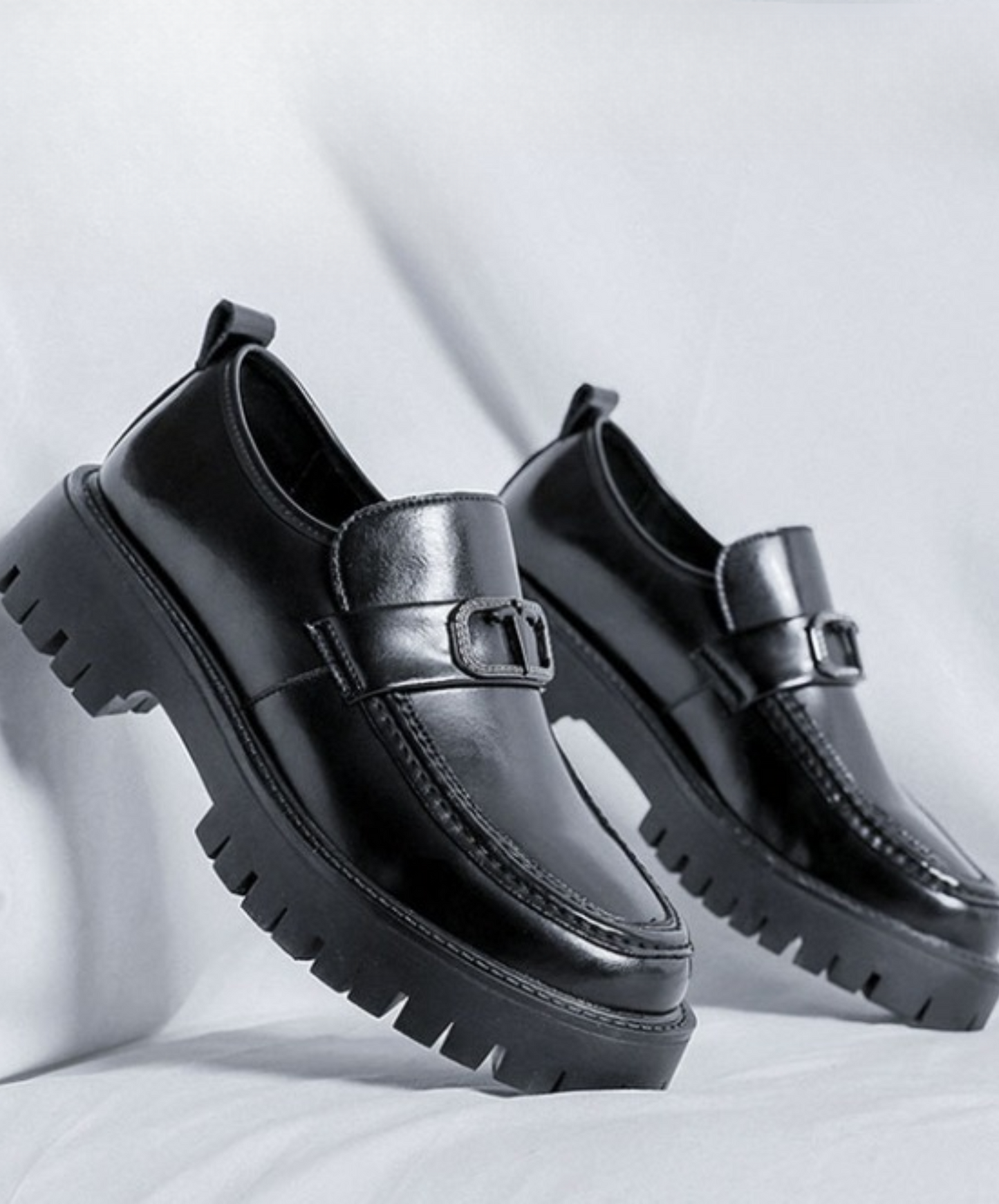 metal buckle embellished leather shoes EN688