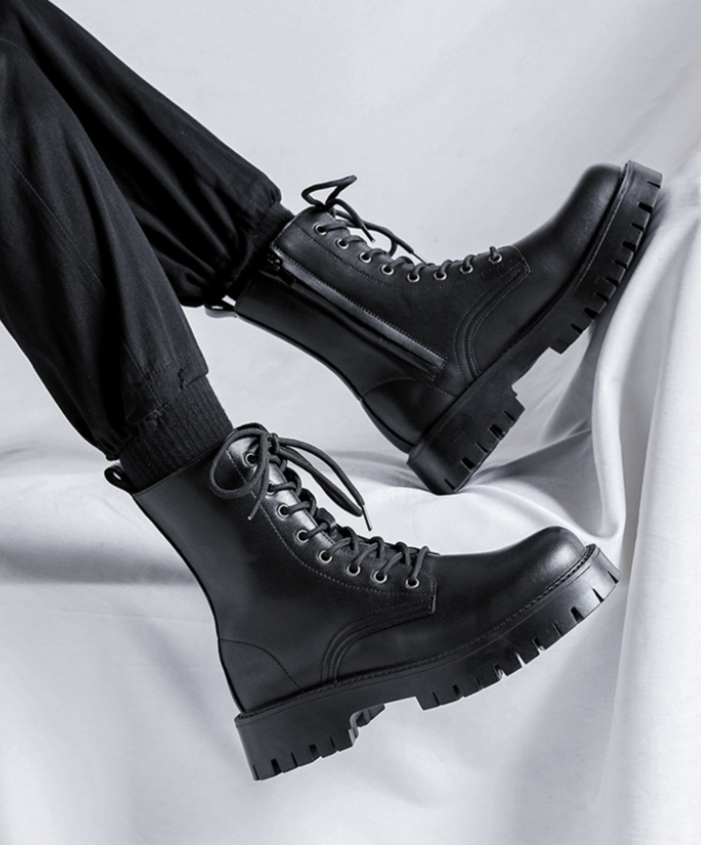 round toe side zip boots EN648